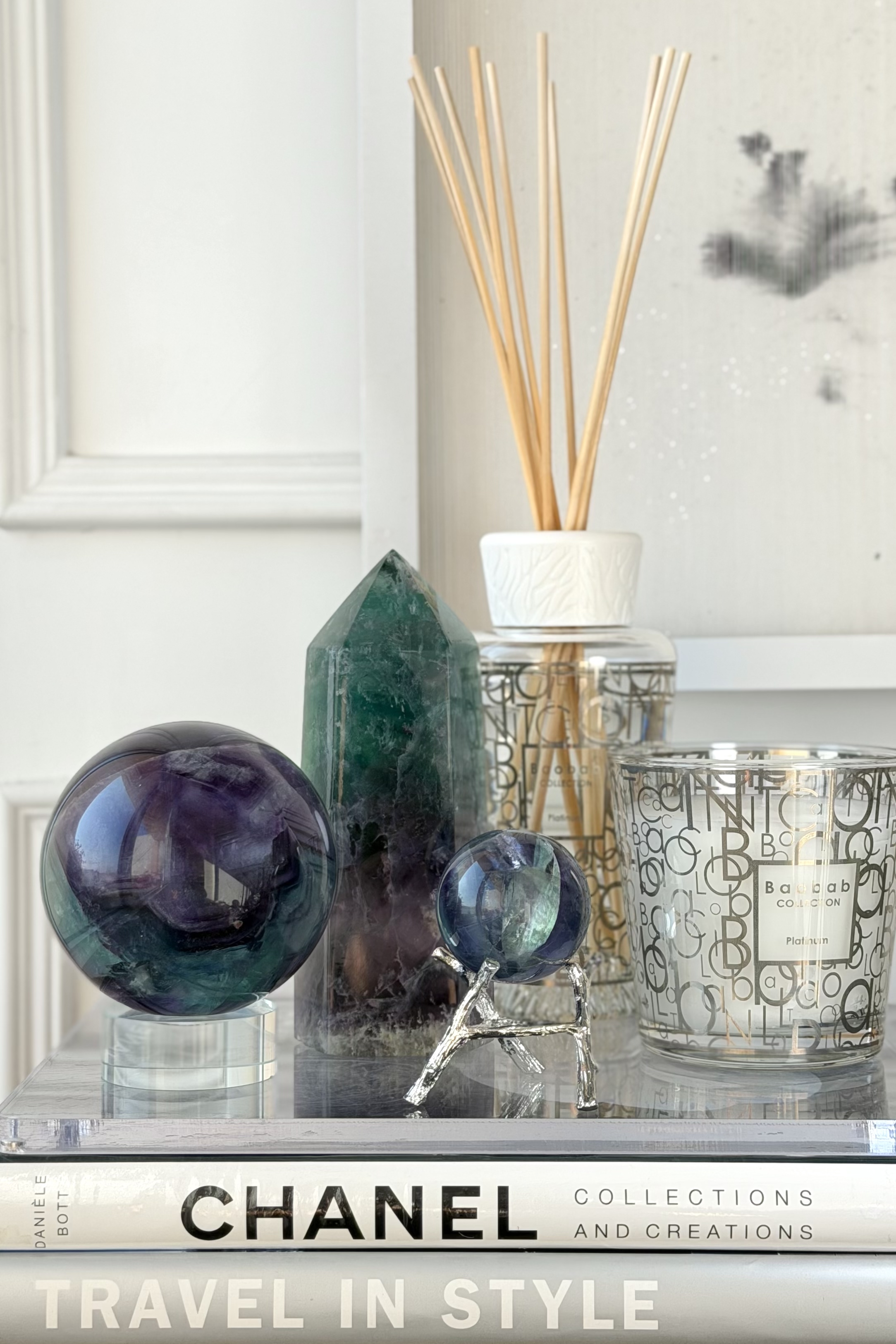  ༒4.2cm紫藍綠千層紋螢石球༒   FL a030HA8G1FN-RA3*3sf