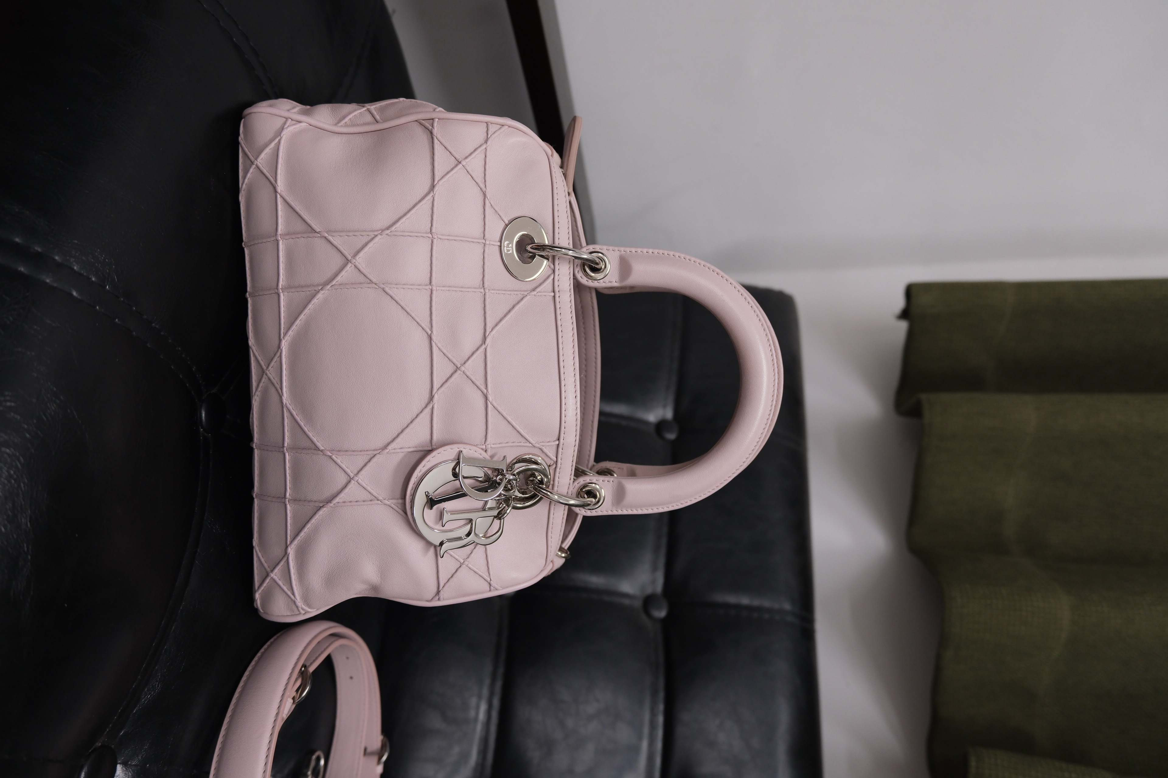 Cannage Leather 2 Way Handbag Pink