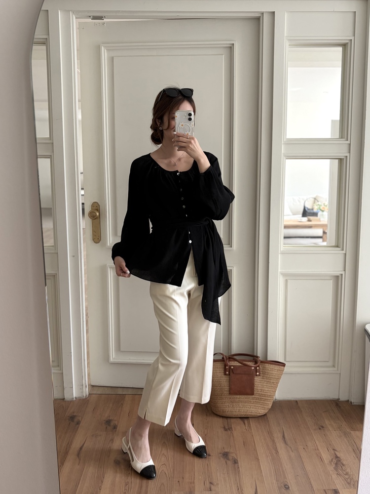 Eloise Tie-Neck Blouse (Black)