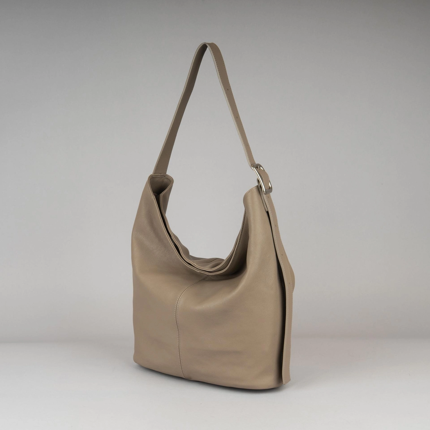 預訂_Bao Bag 拉鏈水桶包 By Bucks & leather