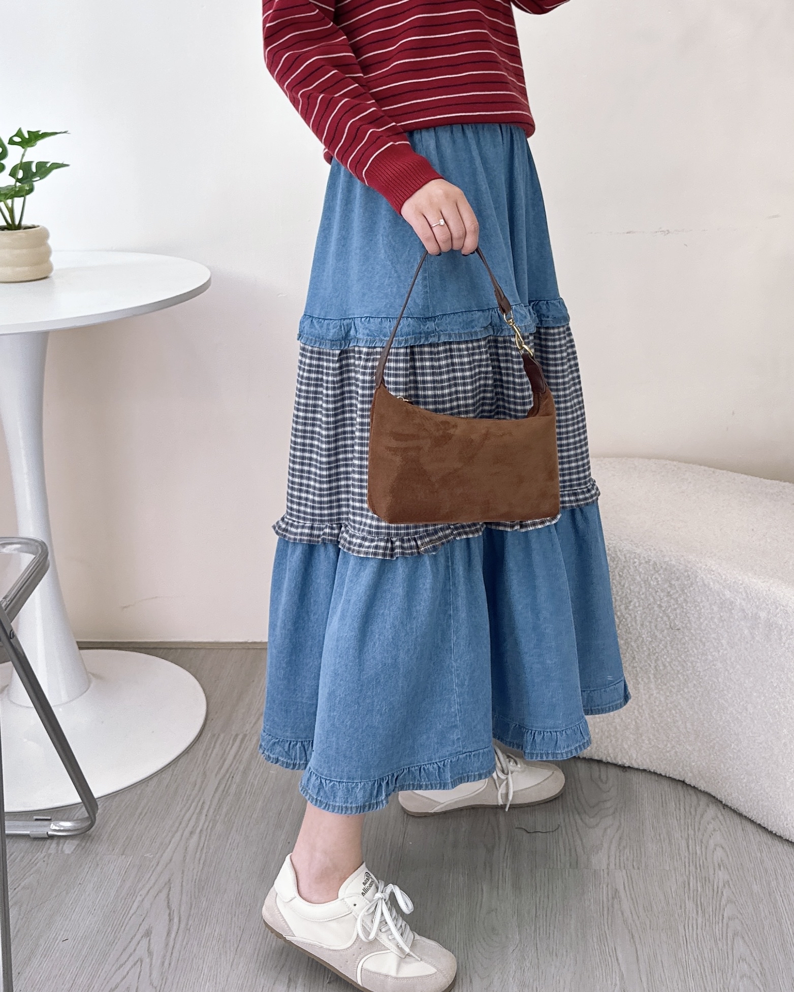 拼格仔布Ruffle牛仔半截裙 