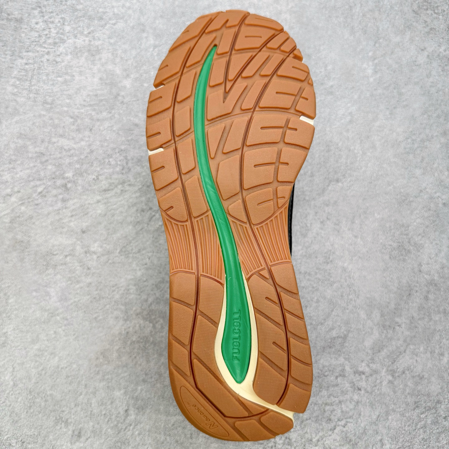 New Balance 991v2 U991UT2