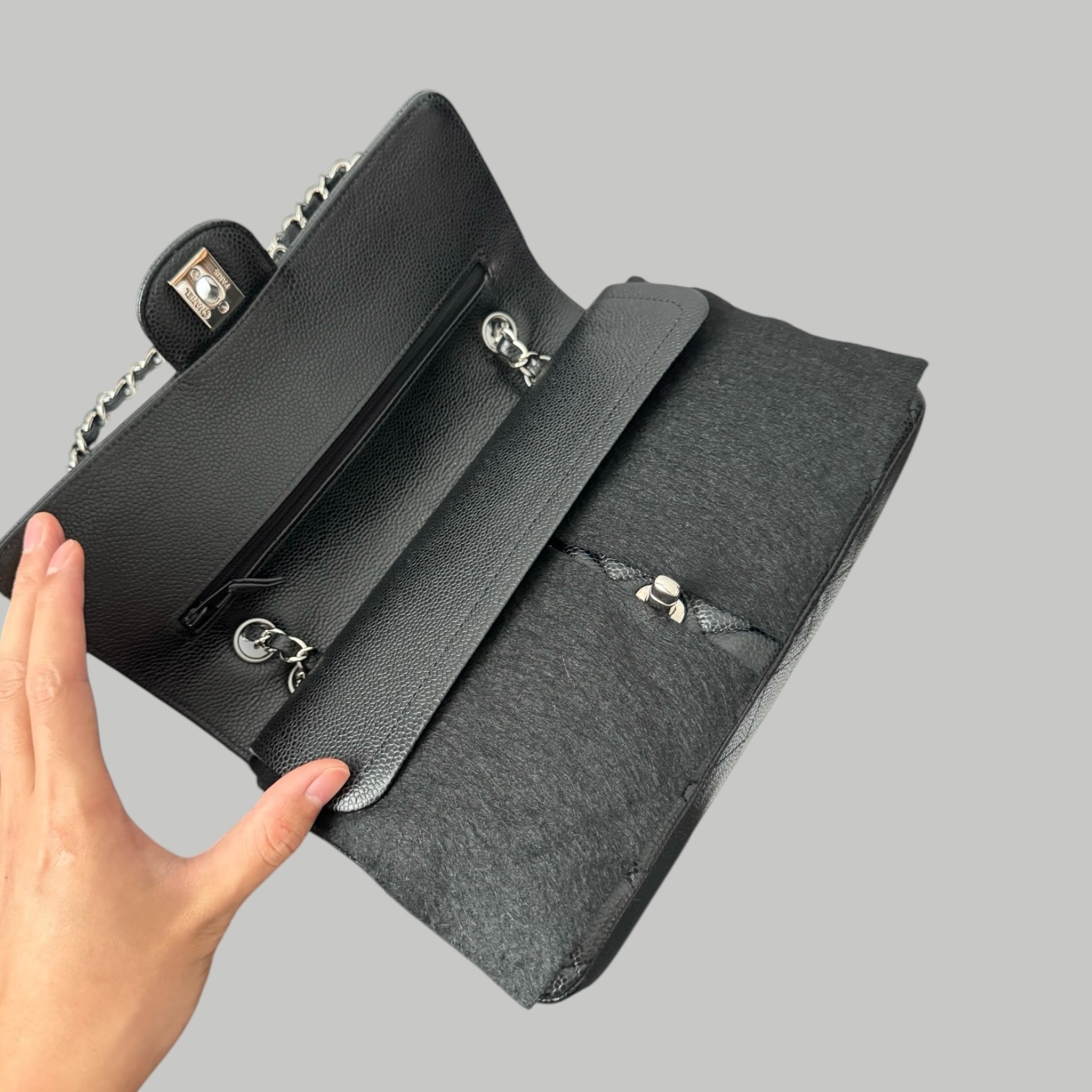 Chanel Caviar CF25銀扣