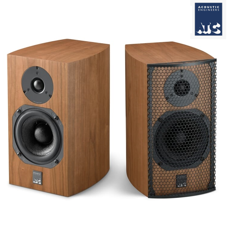 Acoustic Engineers ATC SCM7 Bookshelf Speakers (Pair)