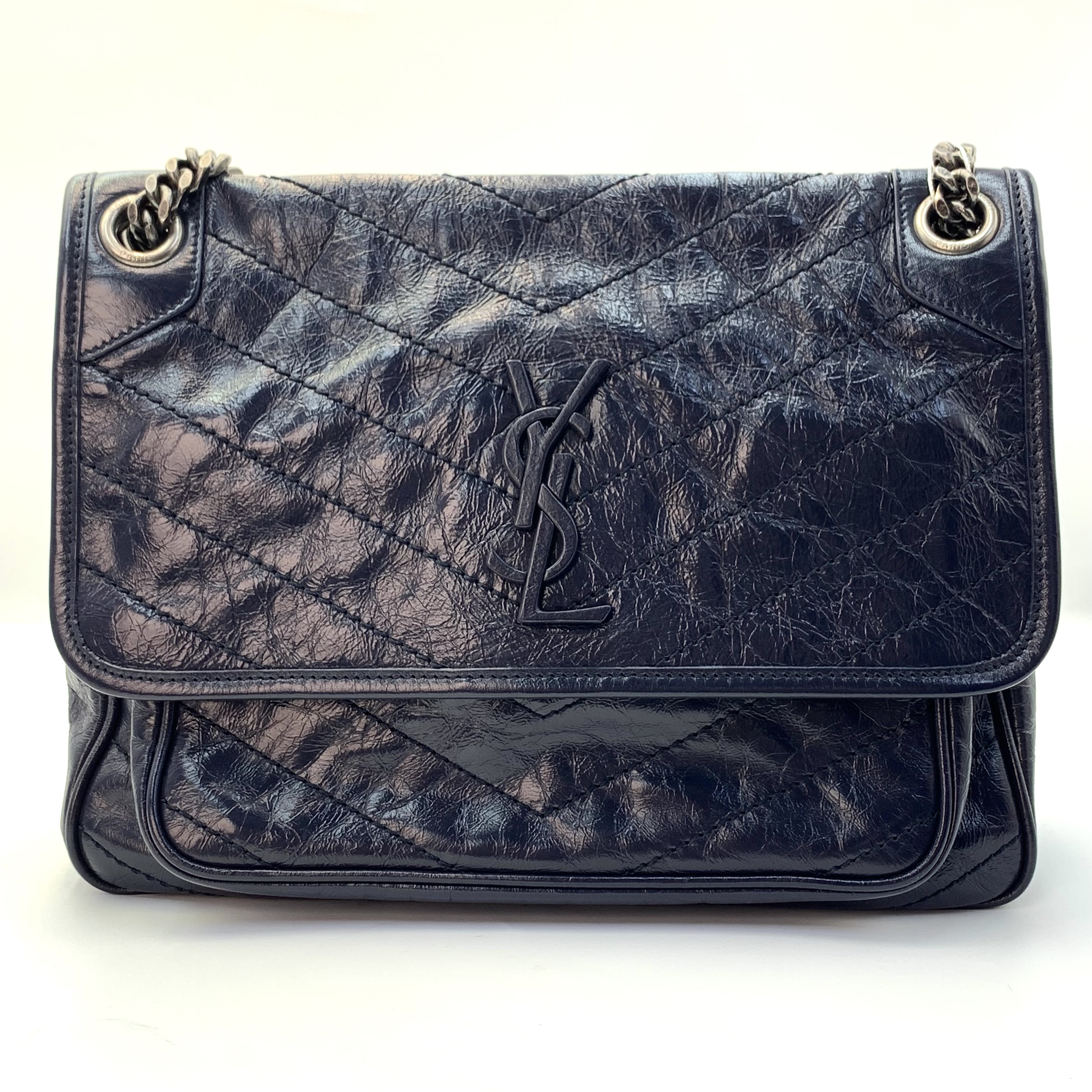 YSL Niki 牛皮D扣 中性風容易襯衫百搭款🫢📣