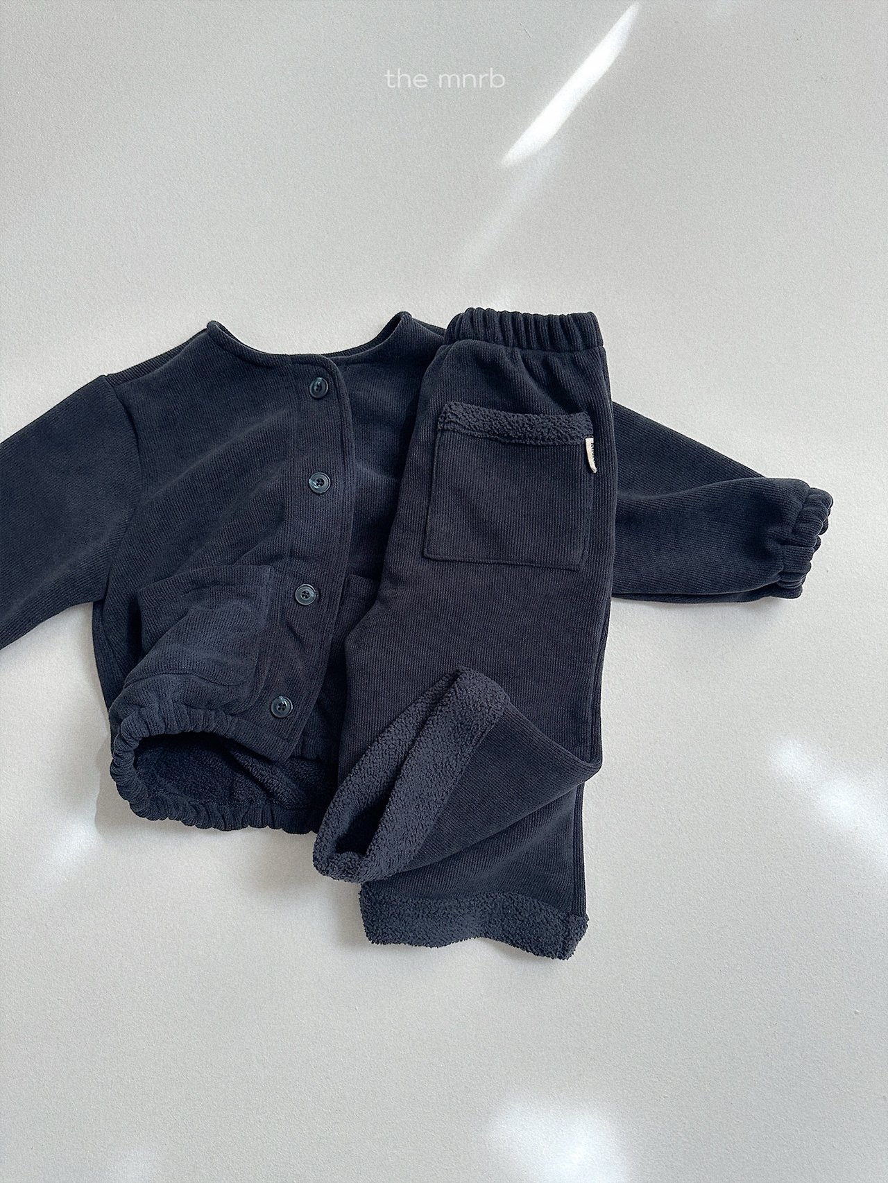 Mnirobe | Roll-up straight pants