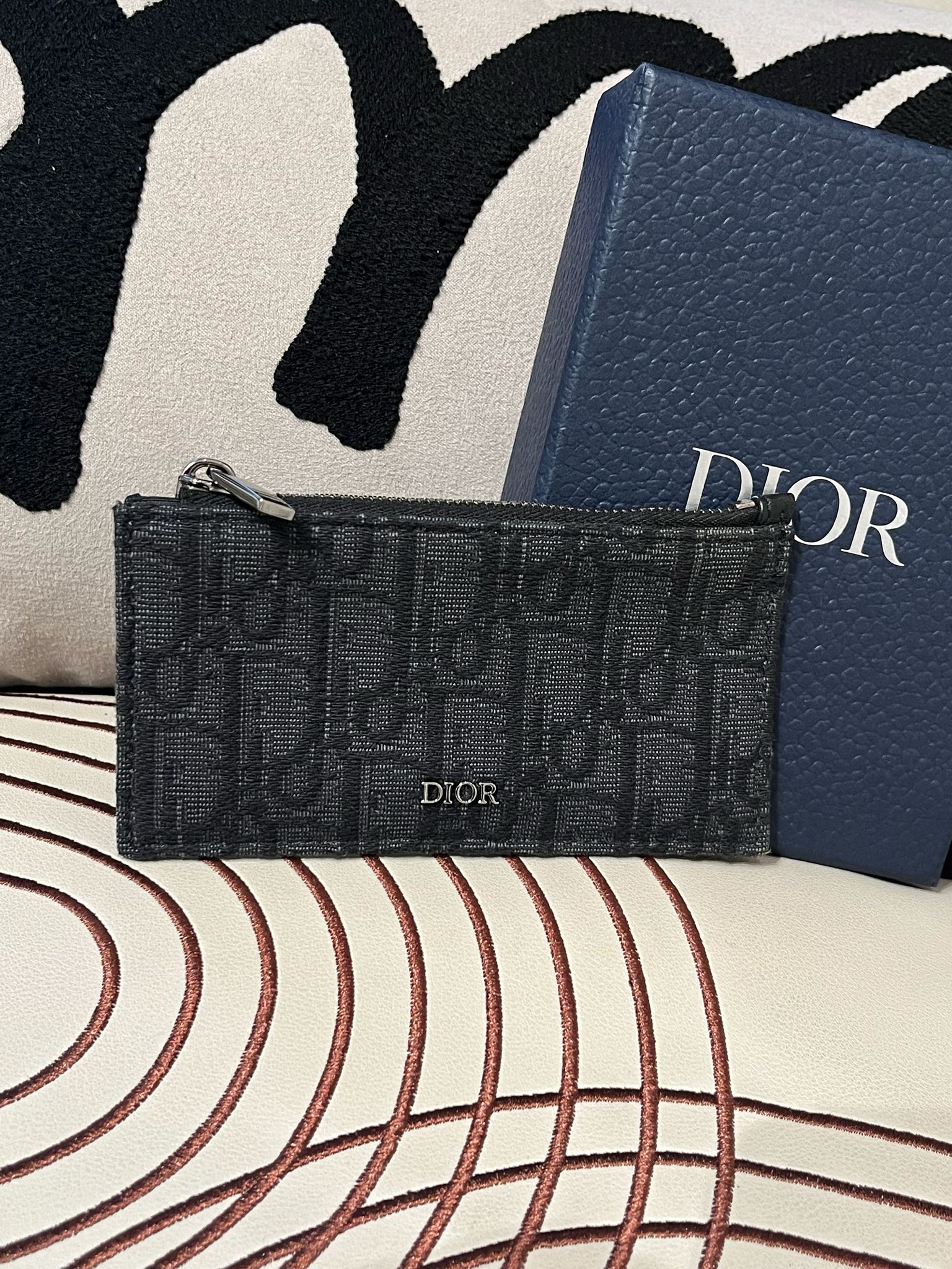 Dior Coin & Card case 100%Authentic, 95%New ✅Box