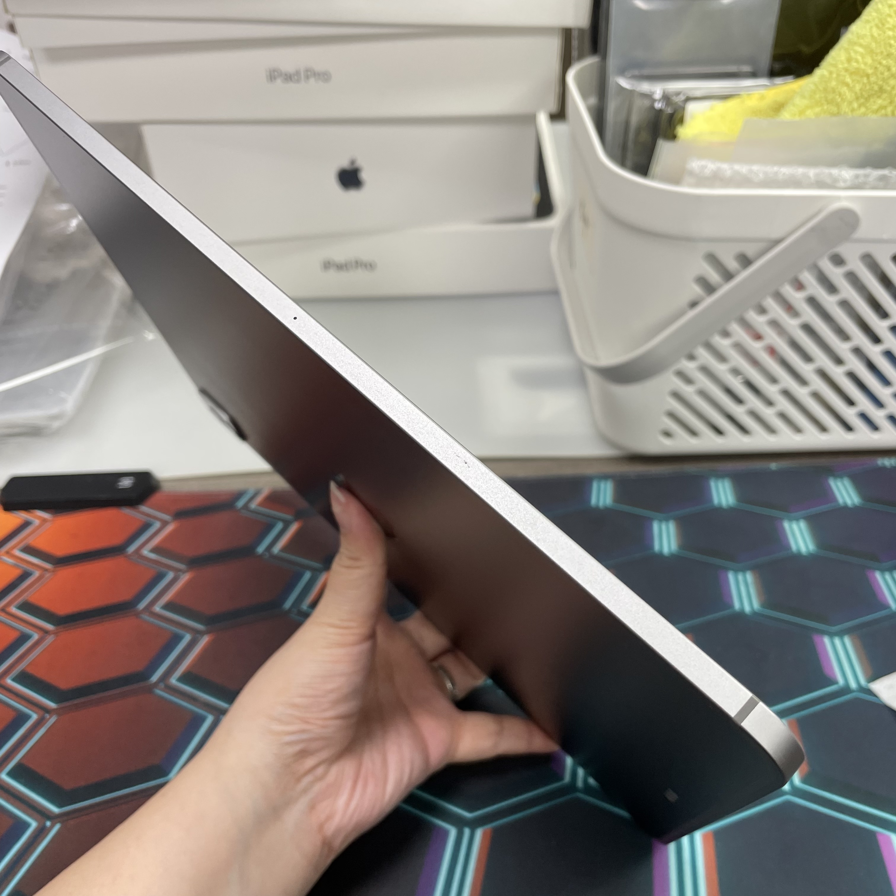 *774188BB iPad Pro 6 12.9吋 M2 勁靚機 256GB 插卡版 灰色 gray