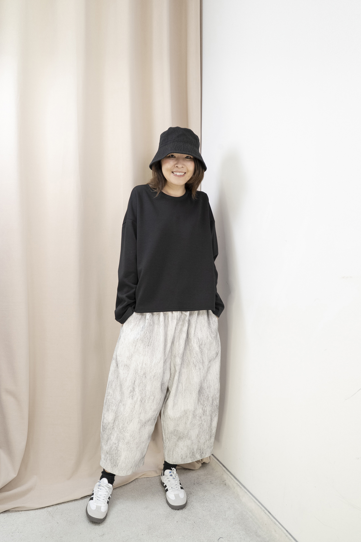 雲朵棉！微鬆造型上衣（黑色）