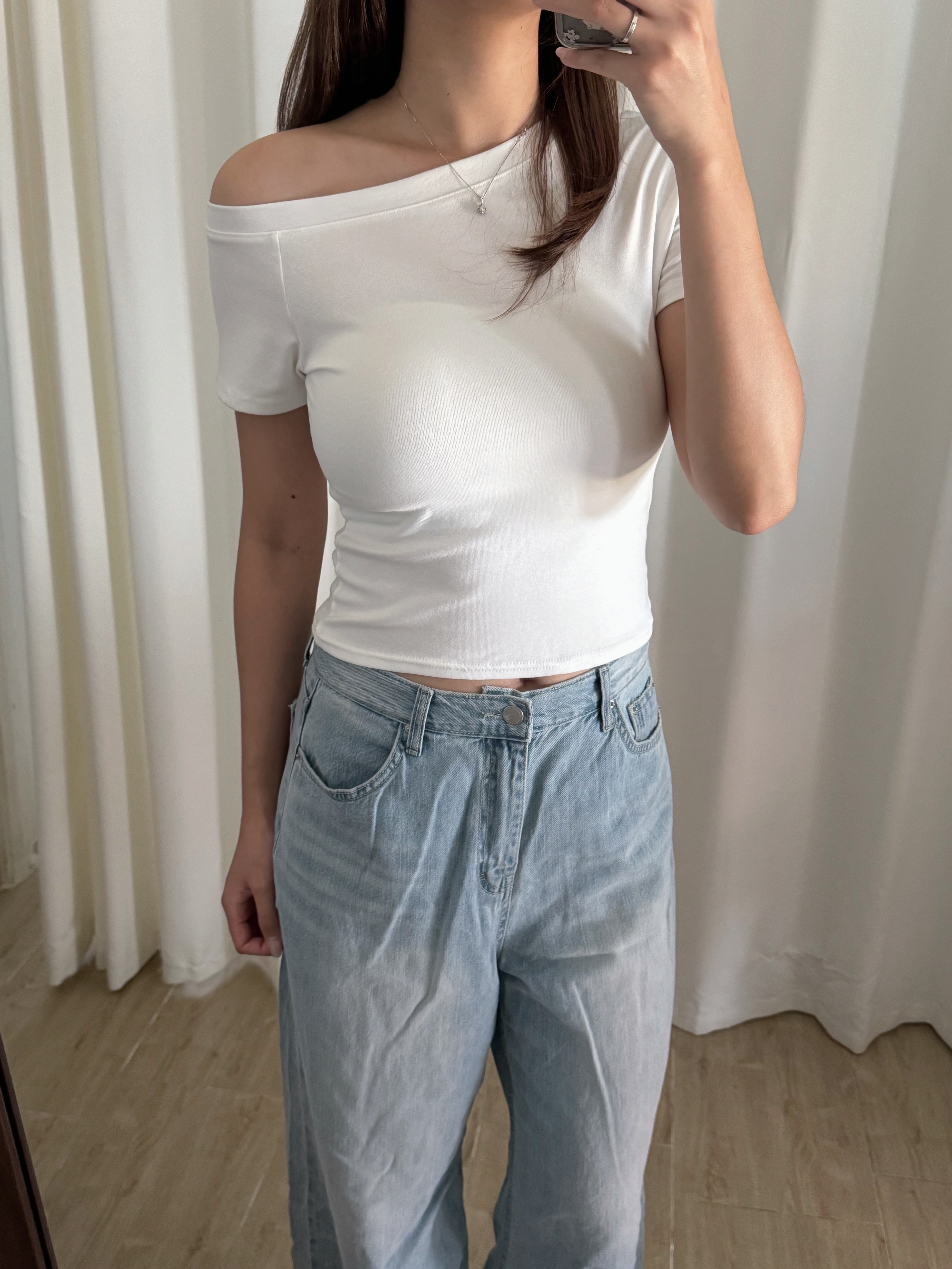 [basic tee]簡約淨色斜肩短袖上衣(三色入)