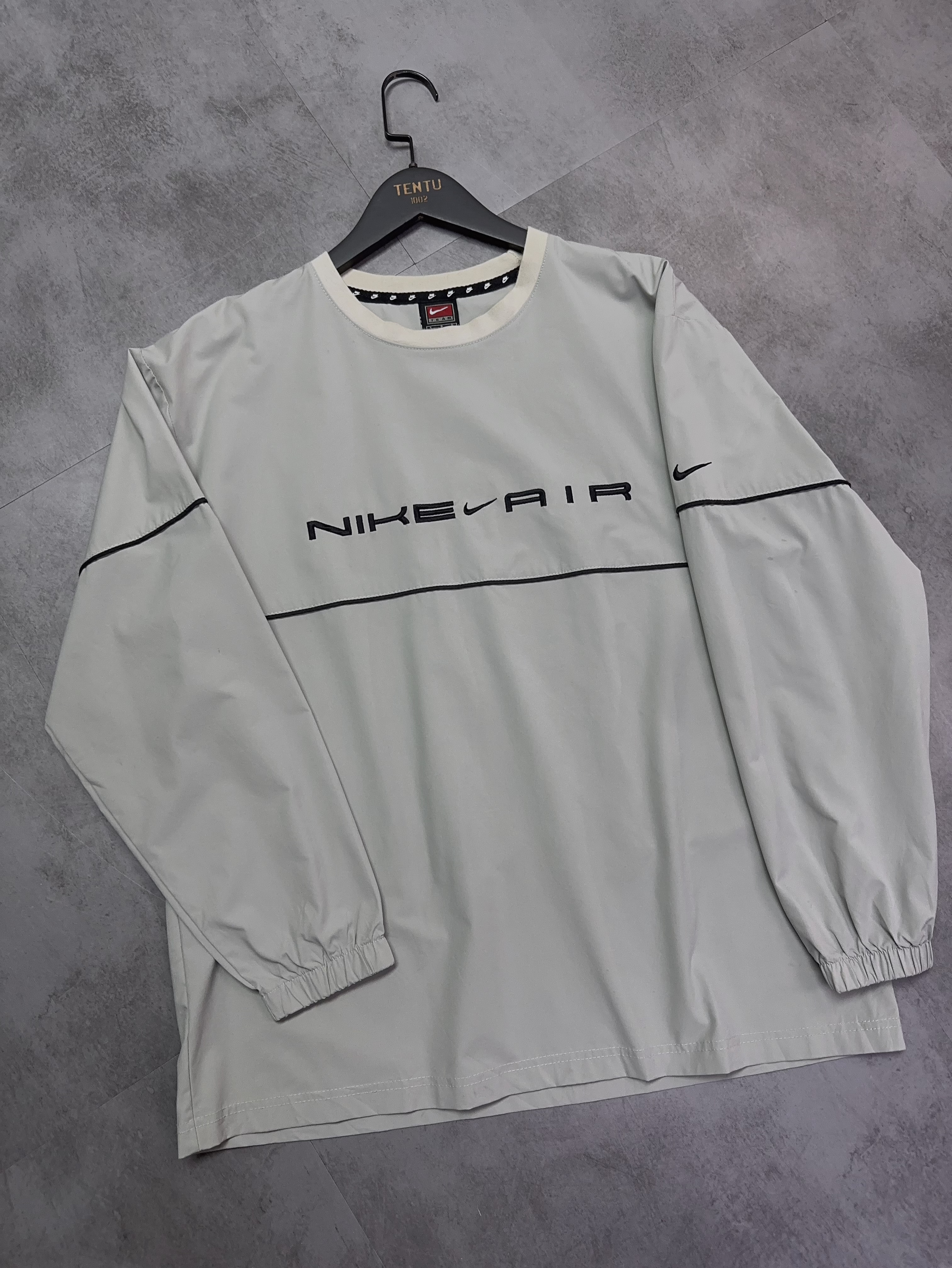 Nike Jersey - L