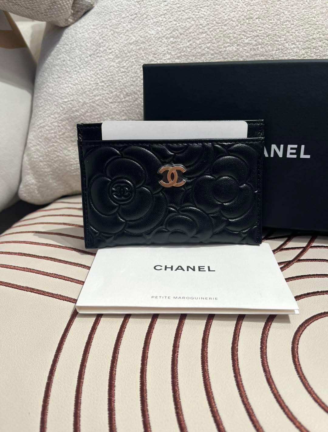 未使用品 Chanel card holder 黑色牛皮山茶花卡片套100%Authentic, Unused未使用品 ✅Card ✅dust bag ✅box 