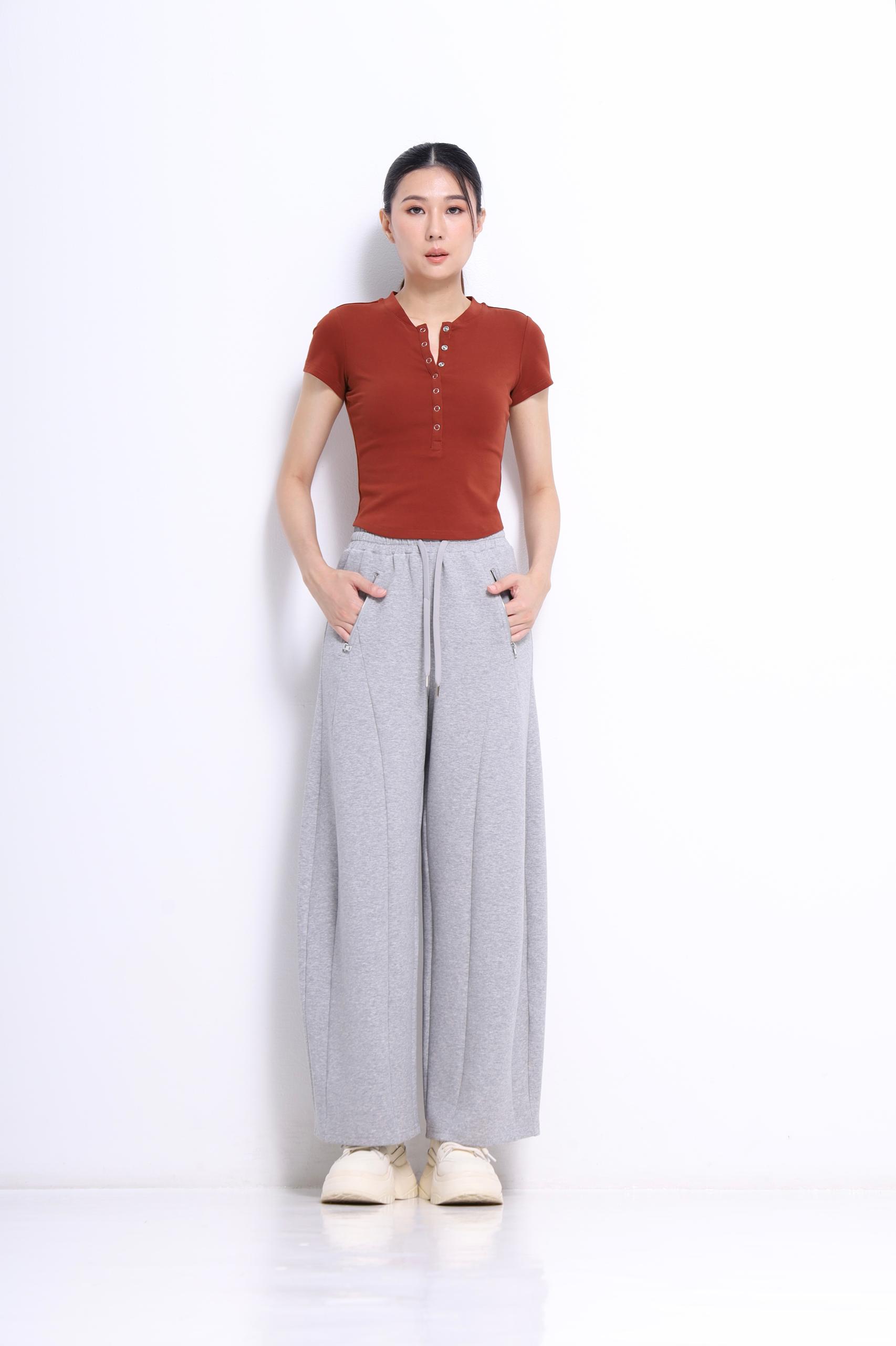 CB2726 BUTTON DETAILED SHORT SLLV TEE