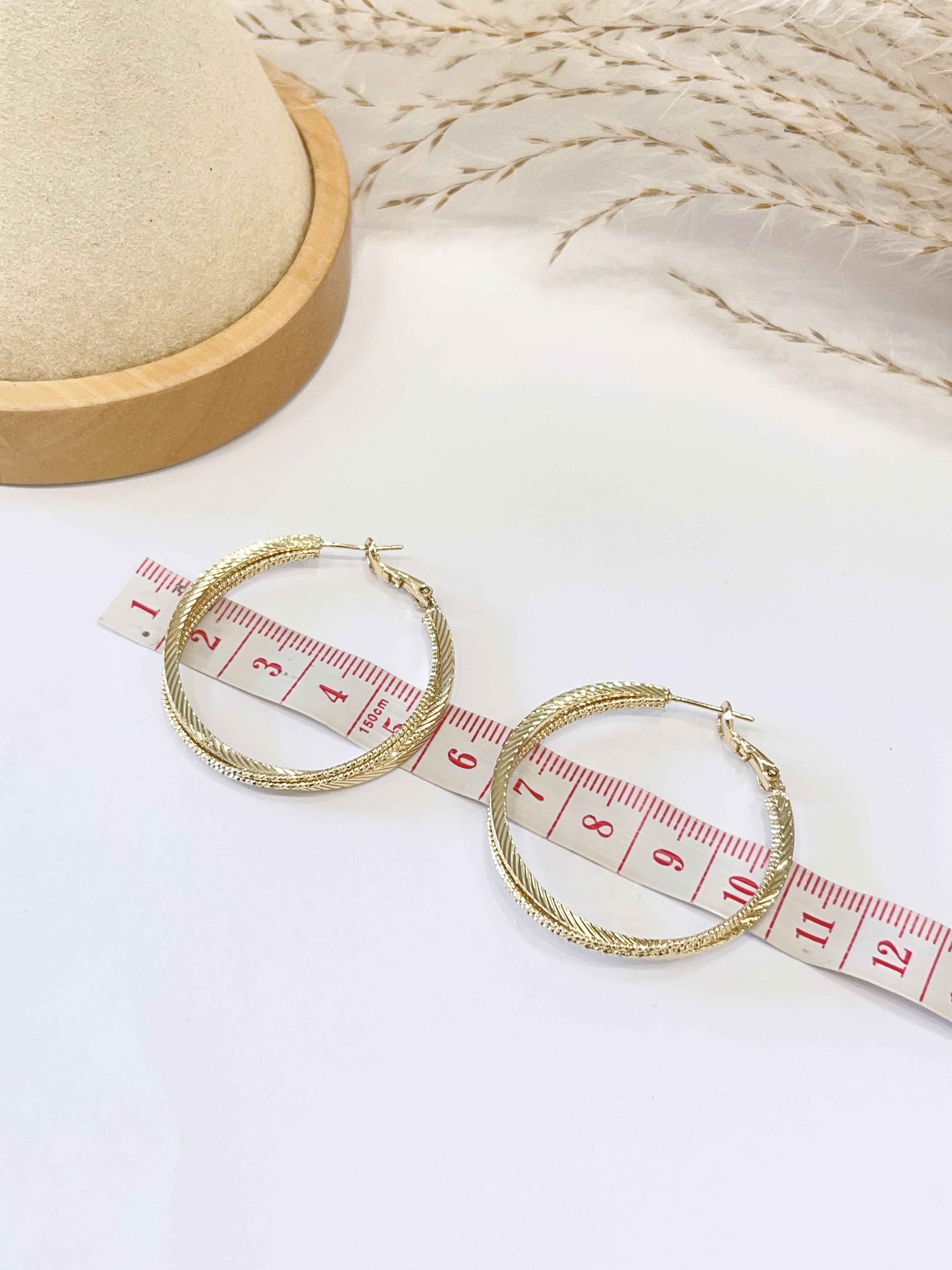 双形线条纹路耳环