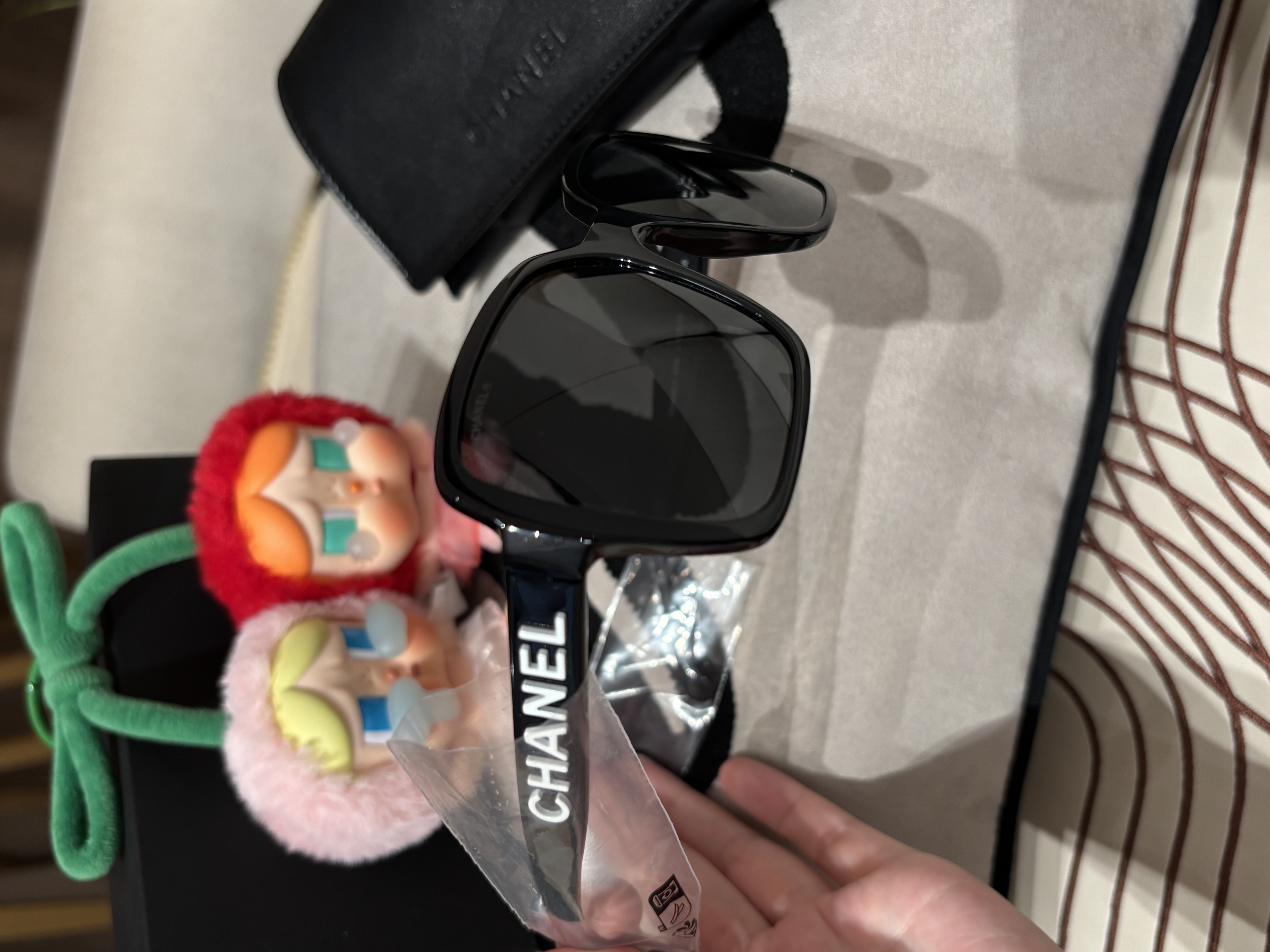 全新 Chanel sunglasses 白色Chanel 字 5408 100%Authentic, Brand new 全新✅Box
