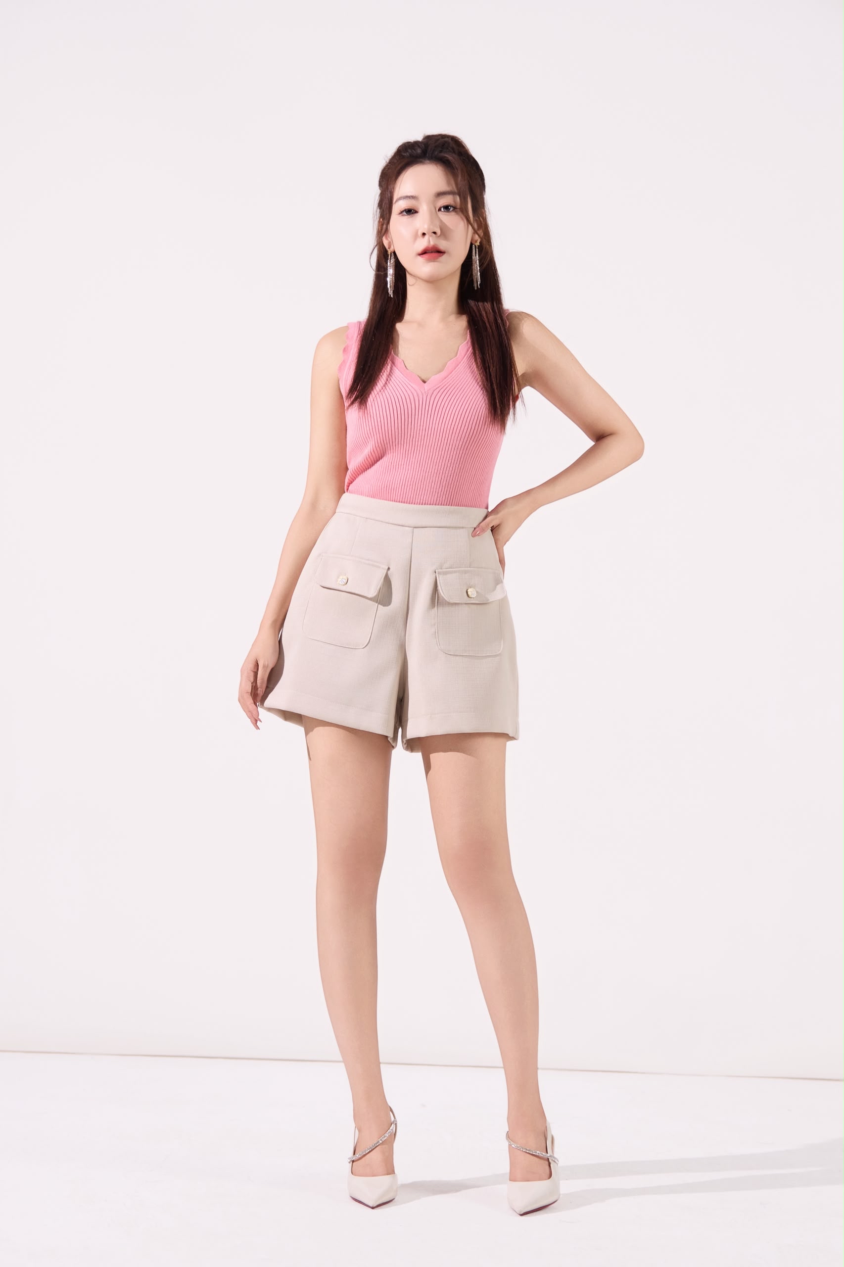 13141397 Utility Pocket Tailored Shorts