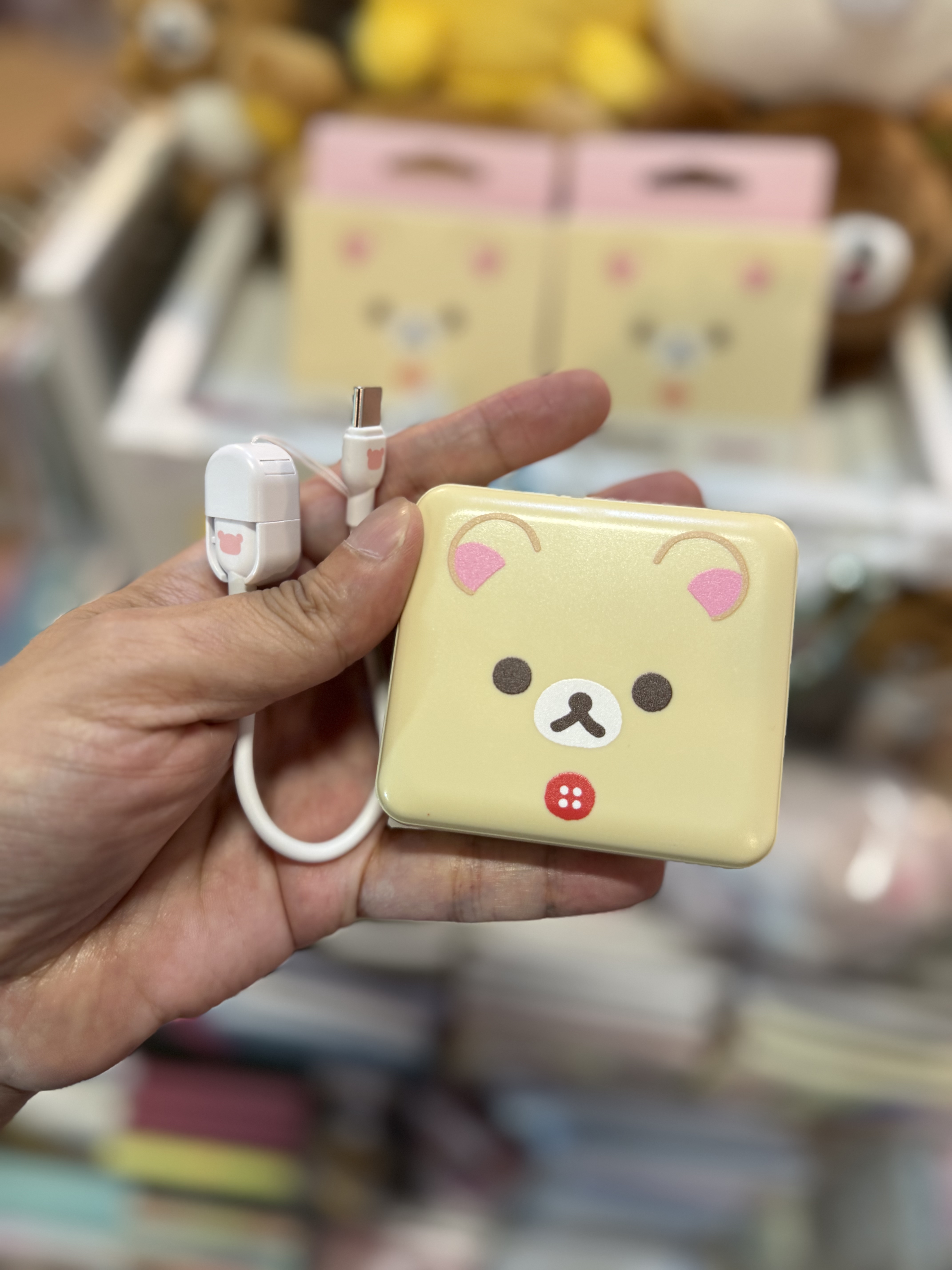 《現貨》全新韓國限定 小白熊款外置充電器。10000mAh