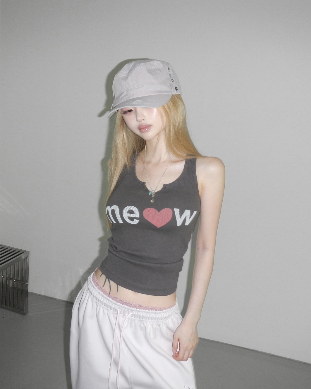 Ribbed Heart Graphic Tank Top