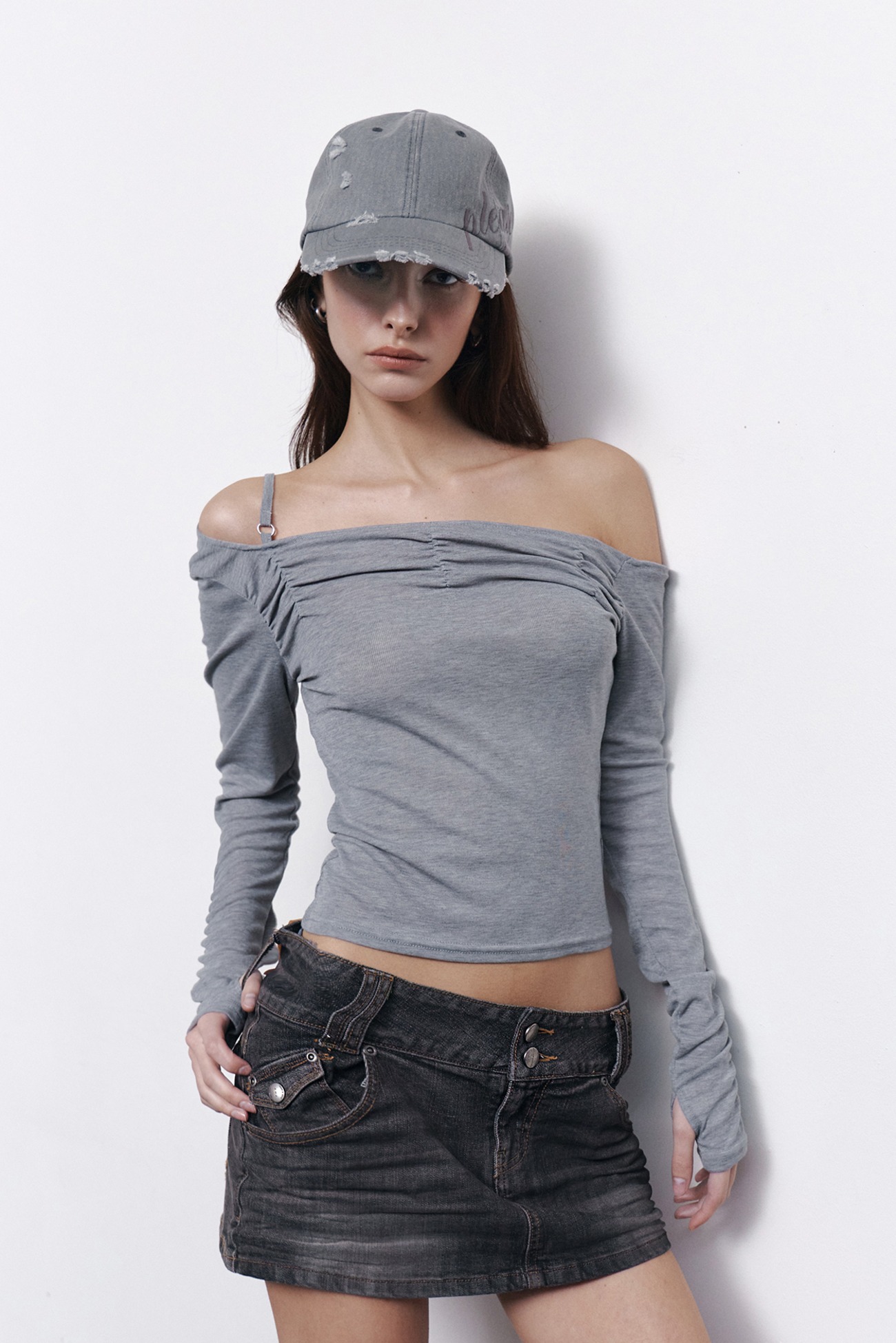 pleaseNOFOLLOW - Halo Unbal Shirring Long Sleeve Top (Melange Grey)