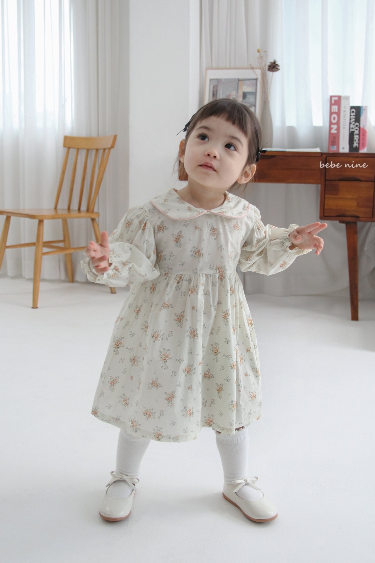 🌸預訂 韓國直送🌸🇰🇷Bebenine兩色翻領碎花長袖連身裙