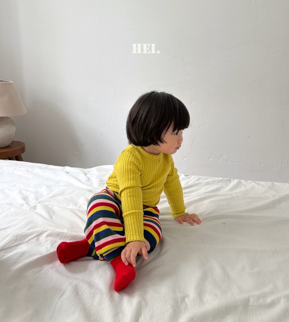Hei | Stretchy Tee