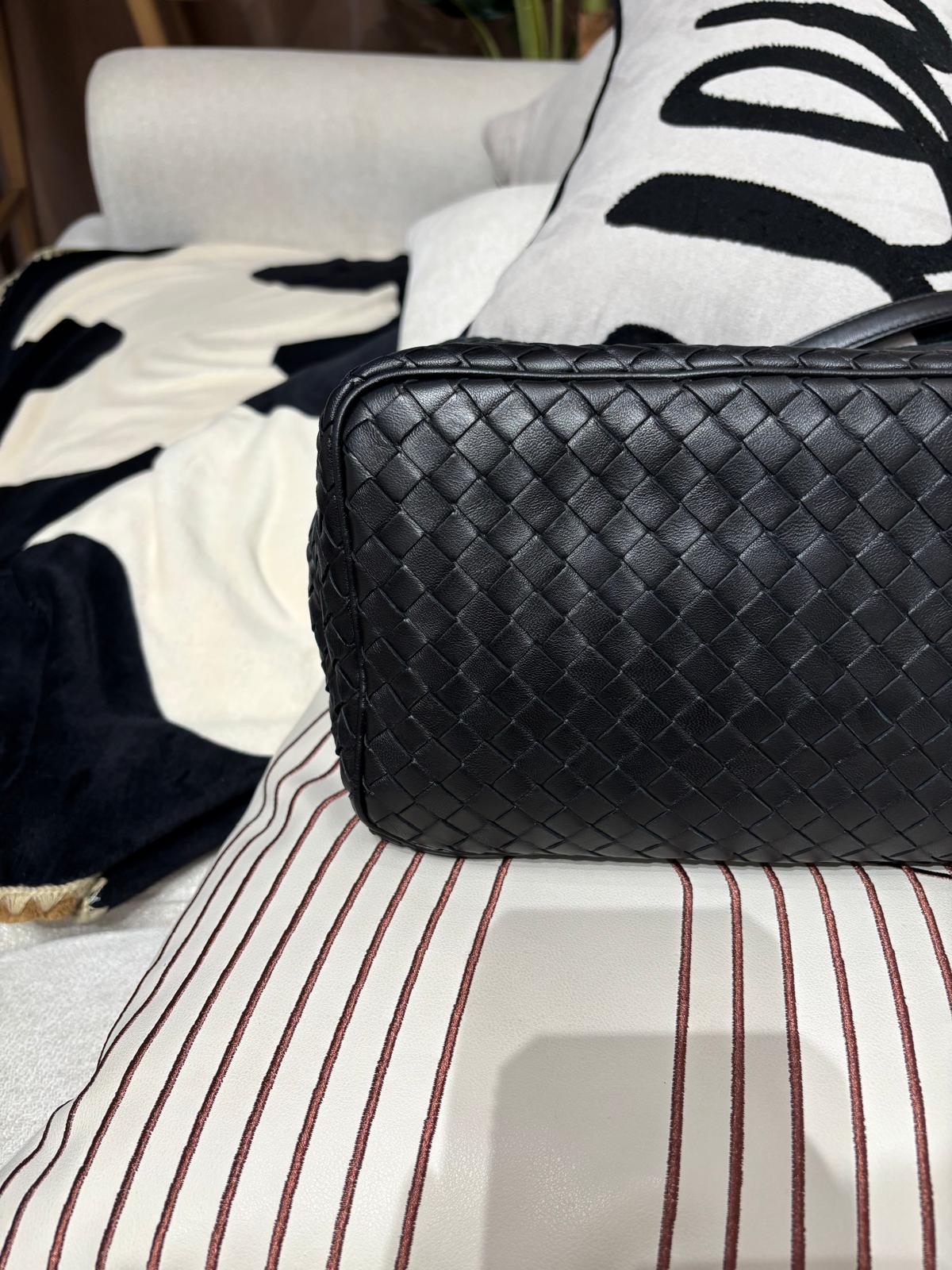 Bottega Veneta BV hobo bag  100%Authentic,95%new✅dust bag