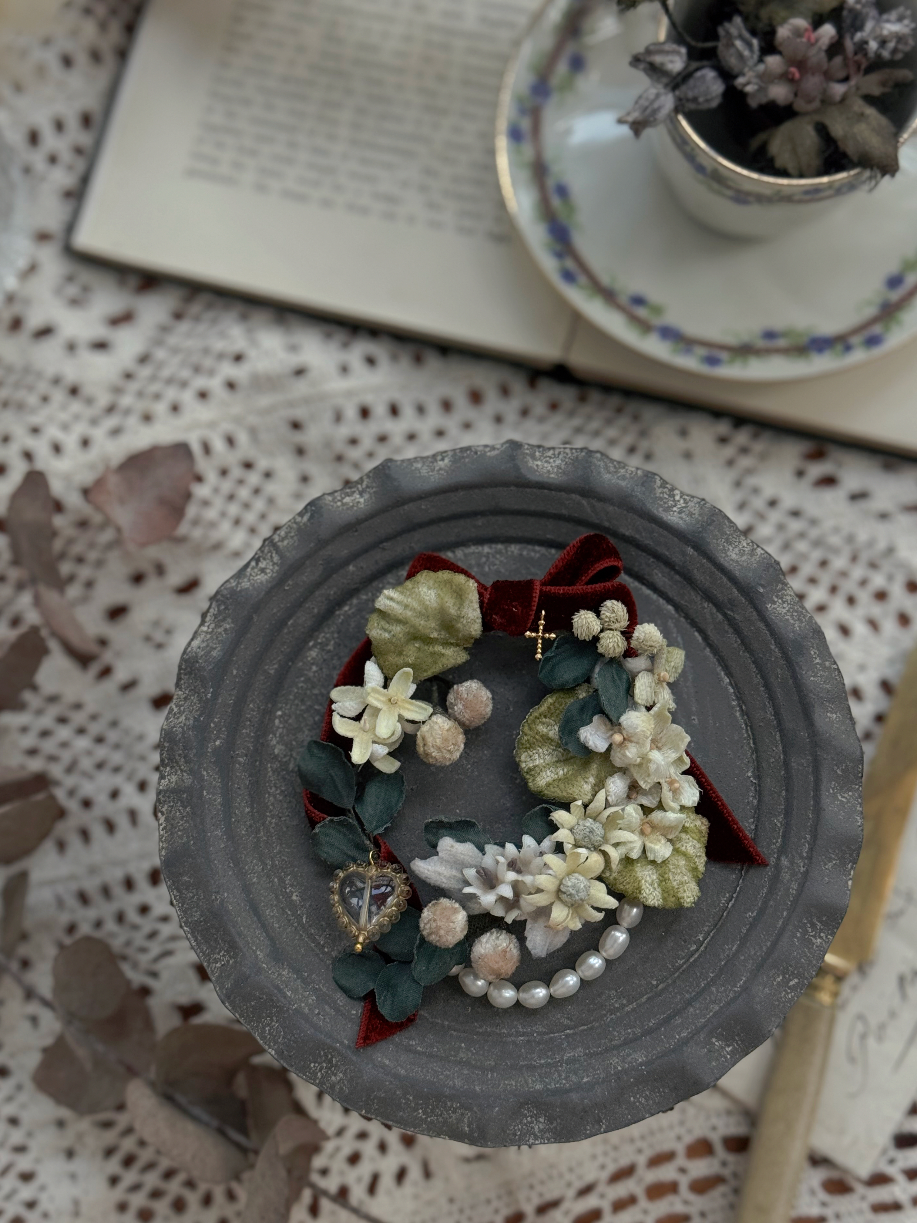 冬日風格布花襟針