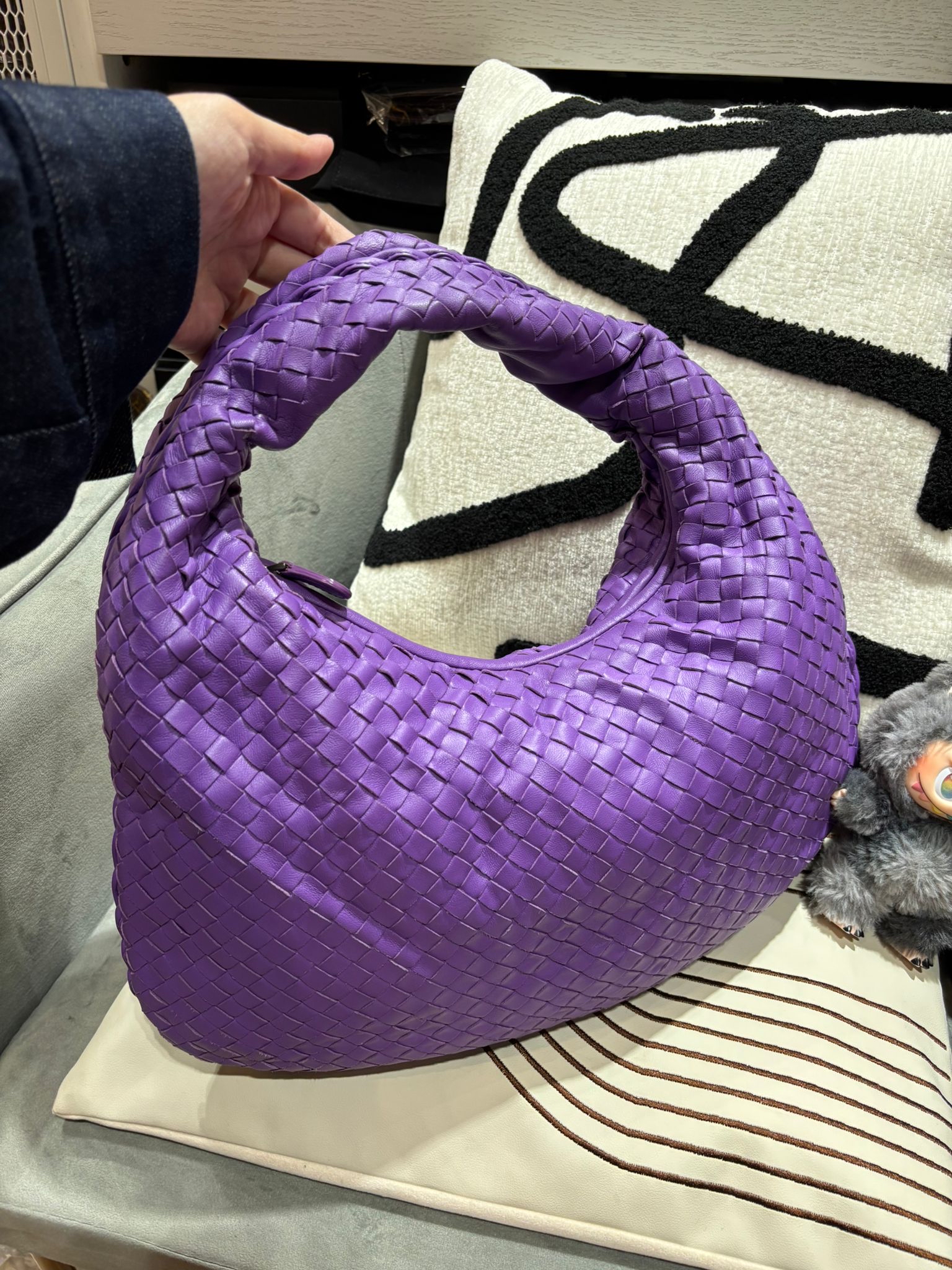 Bottega Veneta BV Intrecciato hobo Shoulder Bag 100%Authentic, 95%new ✅dust bag 