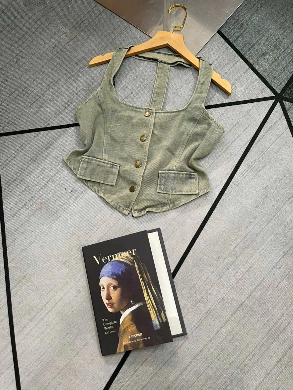 復古牛仔水洗露背上衣