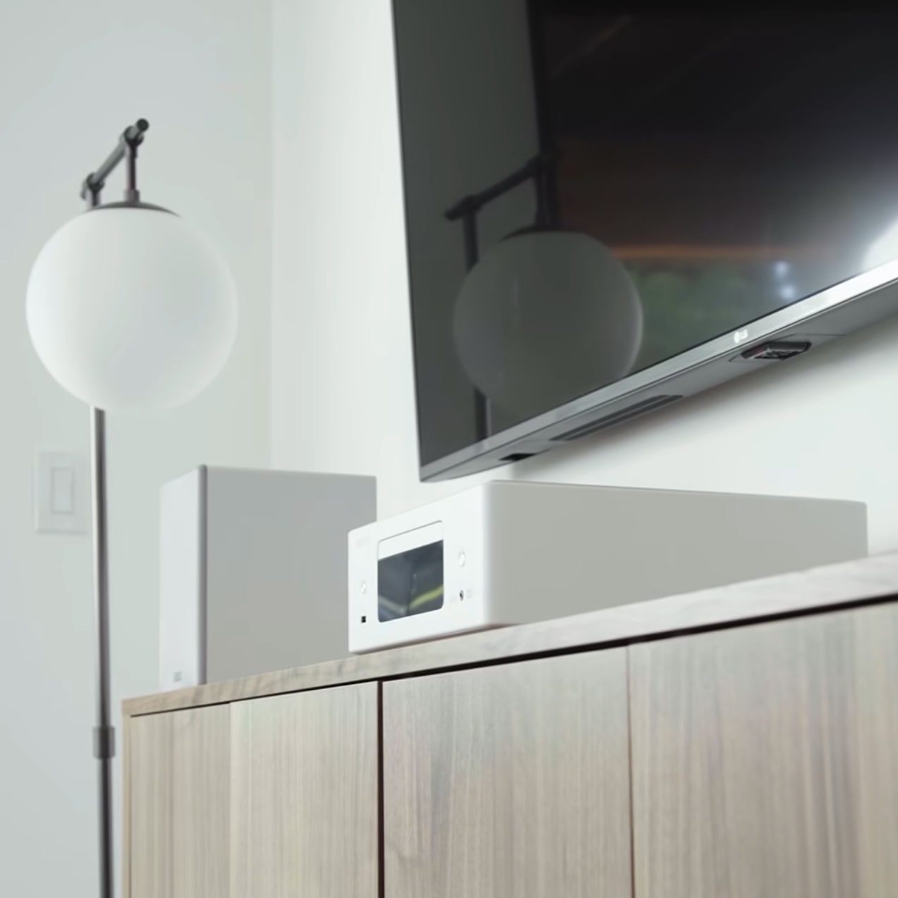 Denon CEOL N-12 Mini all-in-one Hi-Fi system with CD player, radio, Powered by HEOS™