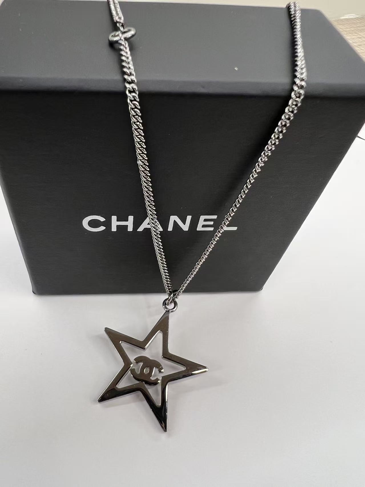Chanel 星星項鍊