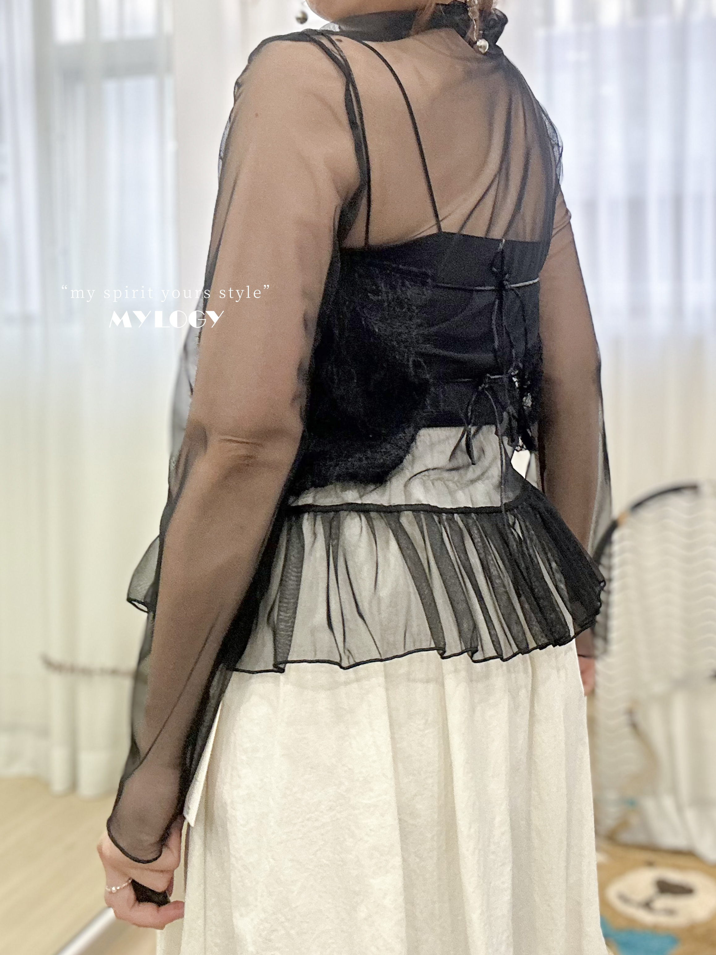 暗地裡高調～蕾絲蘇蘇亮片雲朵綁帶馬甲 CE0001