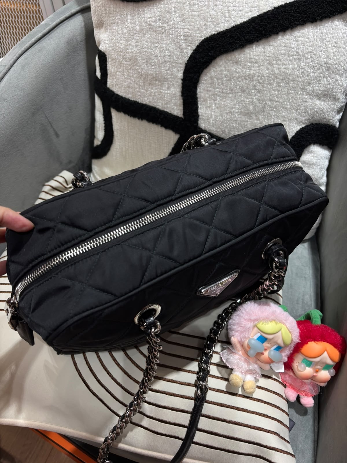 PRADA Tessuto Impuntu Shoulder Bag nylon 100%Authentic,98%new ✅dust bag