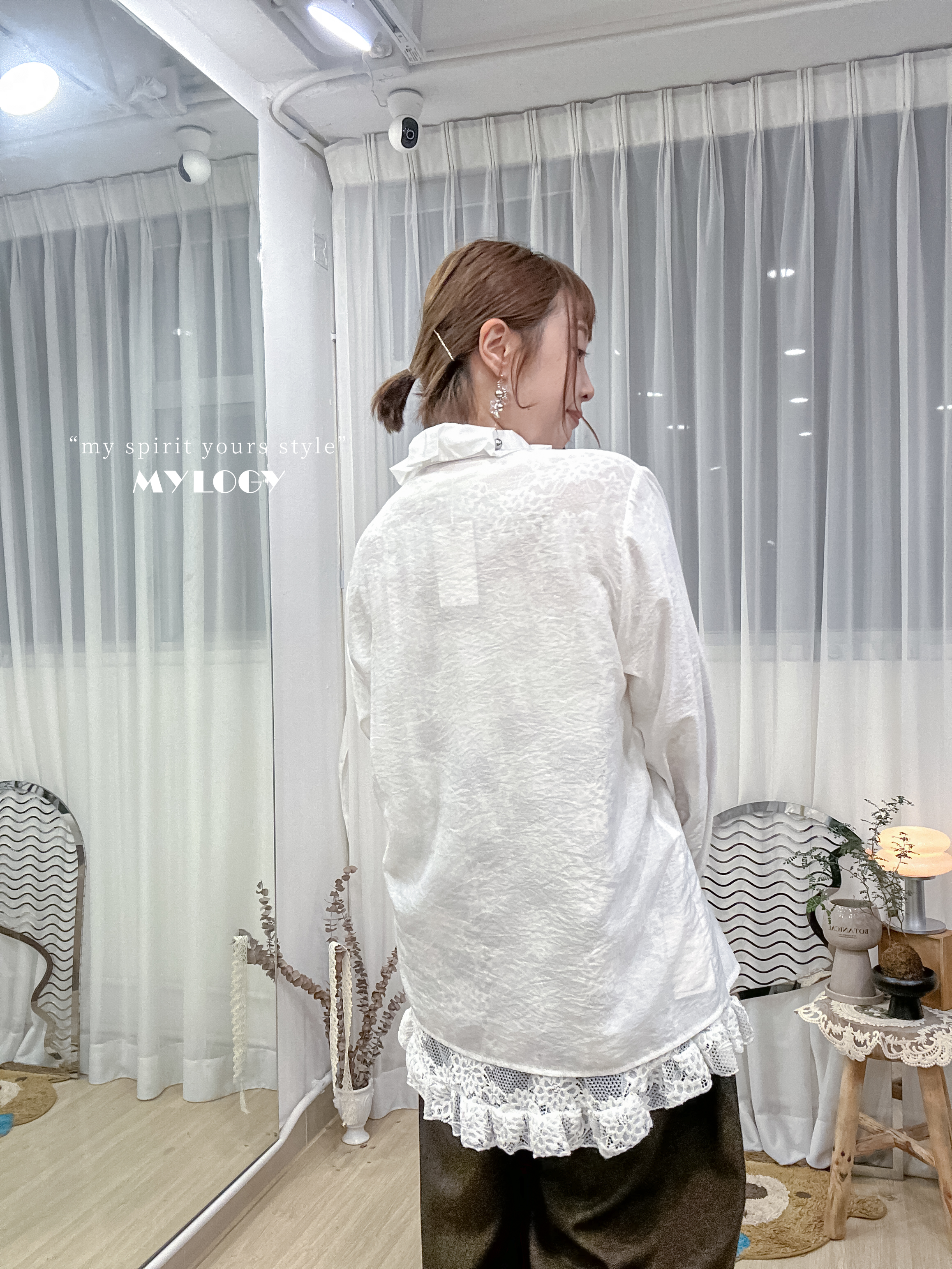 製造層次感～針織花花斜CUT內搭 IL0005