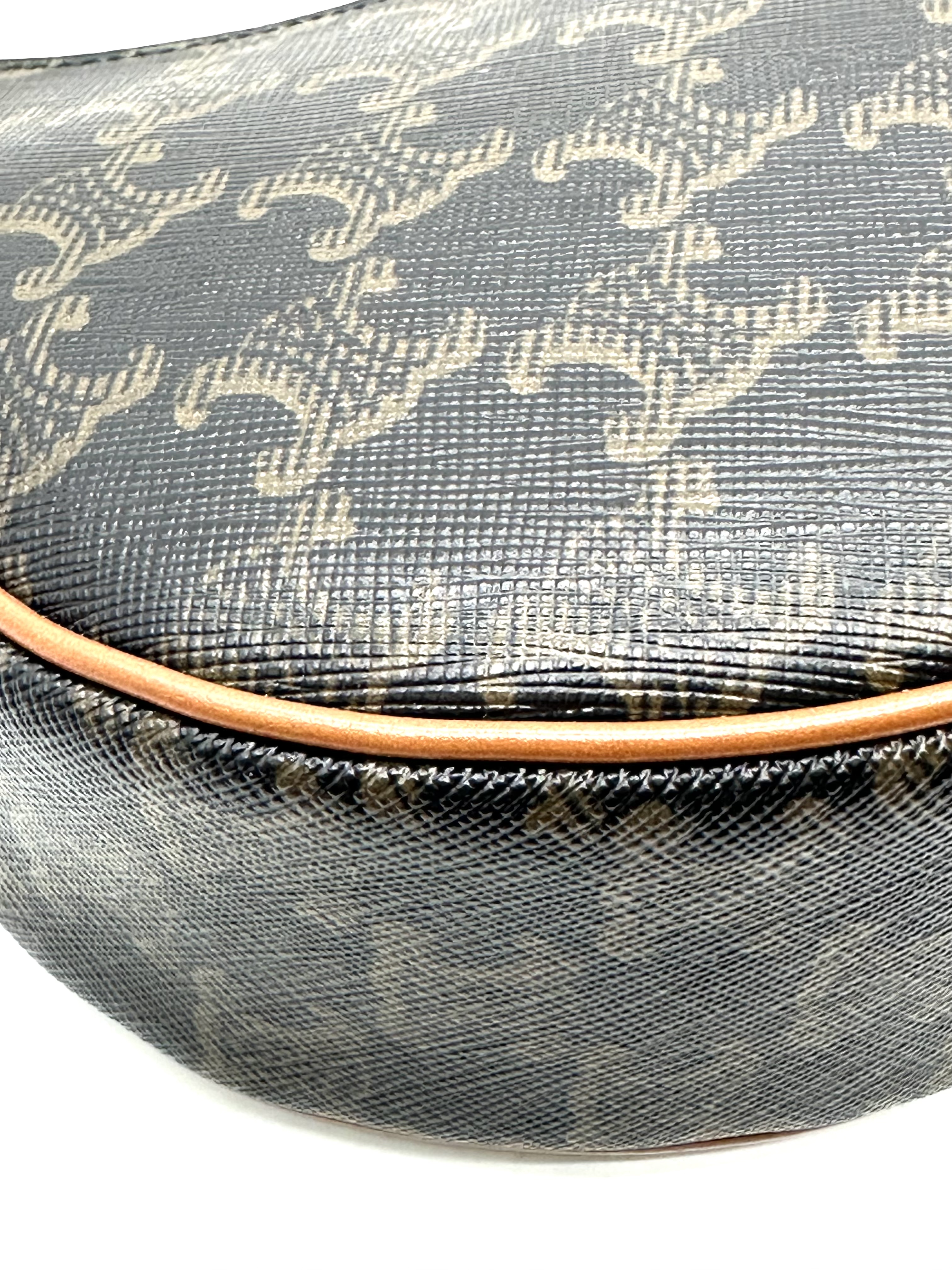 Pre-Owned CELINE Ava Bag in Triomphe Canvas and Calfskin / Product Code: 26050614