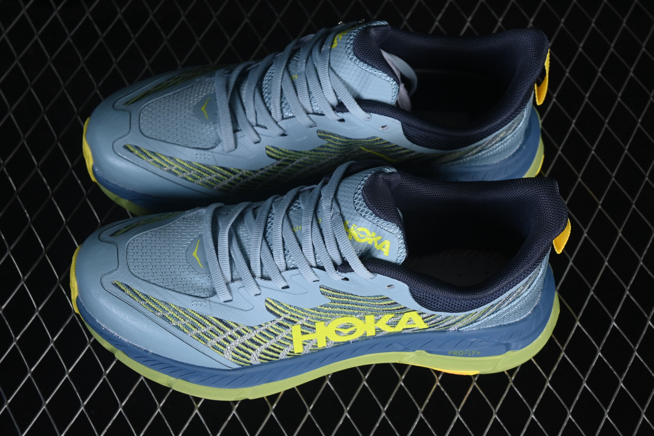HOKA Mafate Speed 4