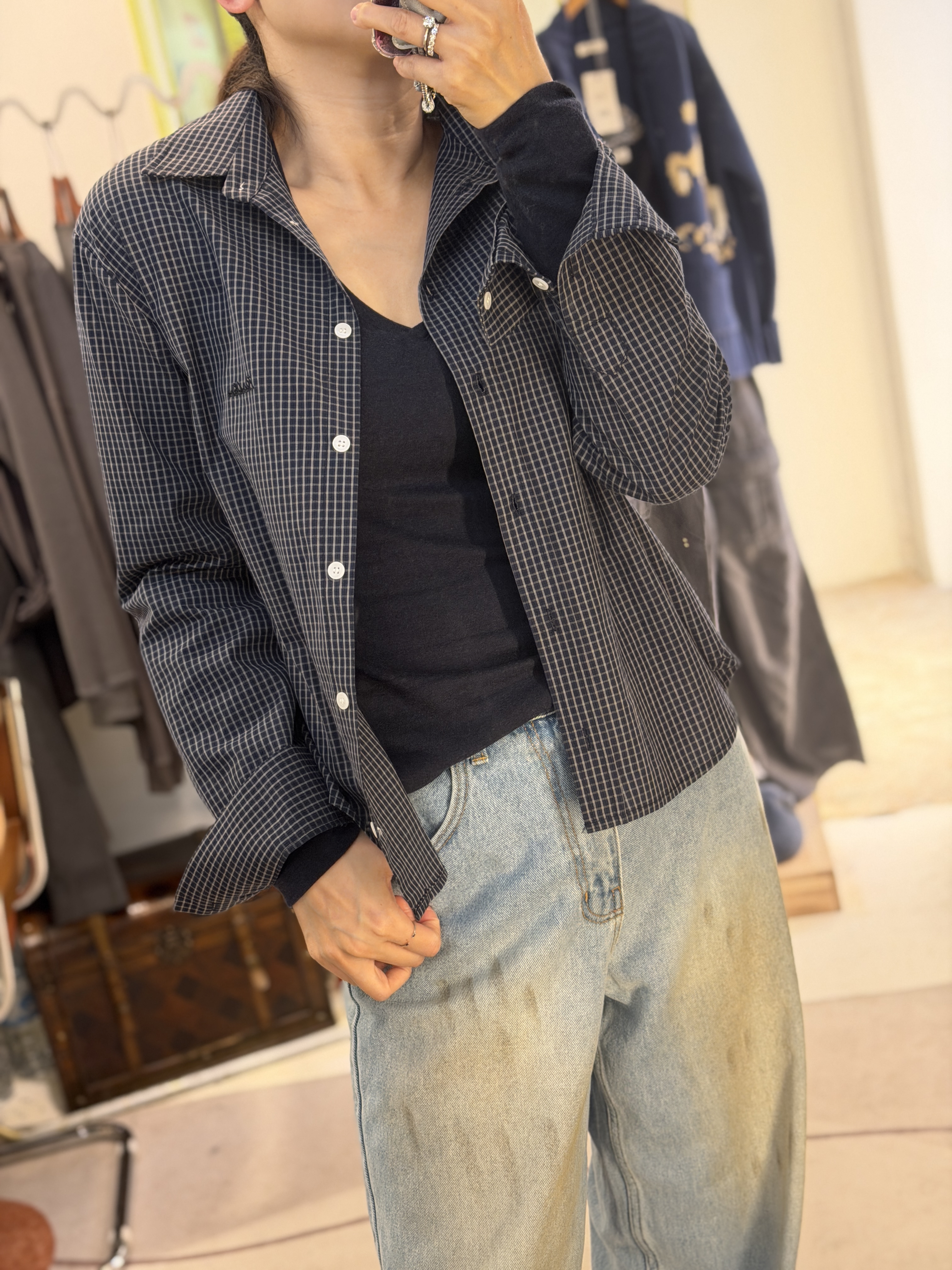 Quality warm basic V top 