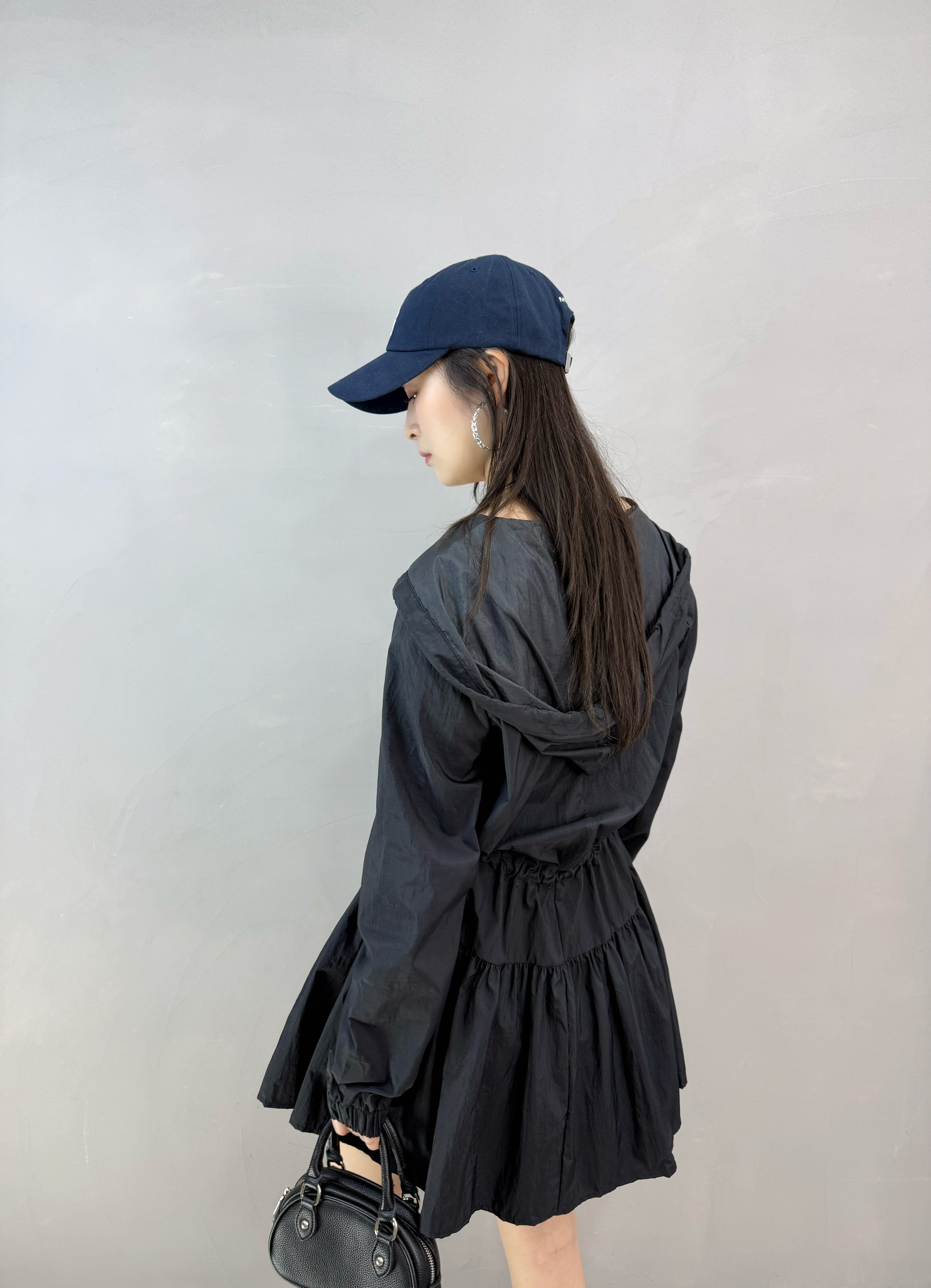 H83 束腰有帽風褸Ops 