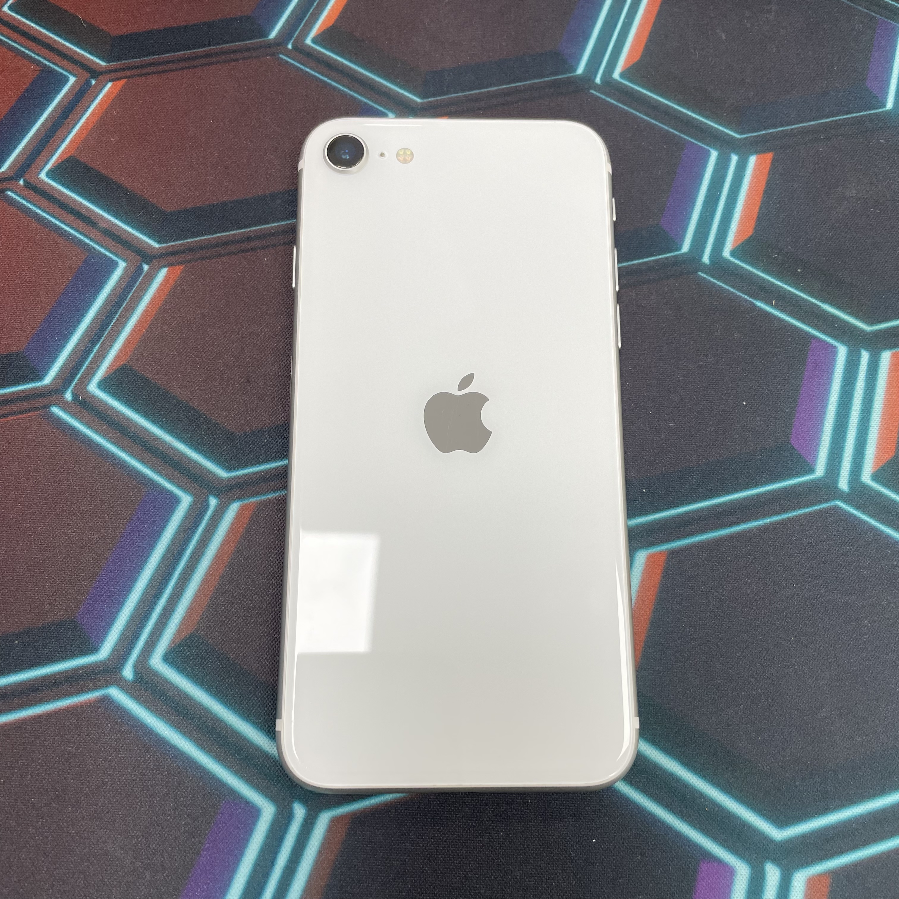 *7073 SE 2 完美機 128GB 電75 白色 white