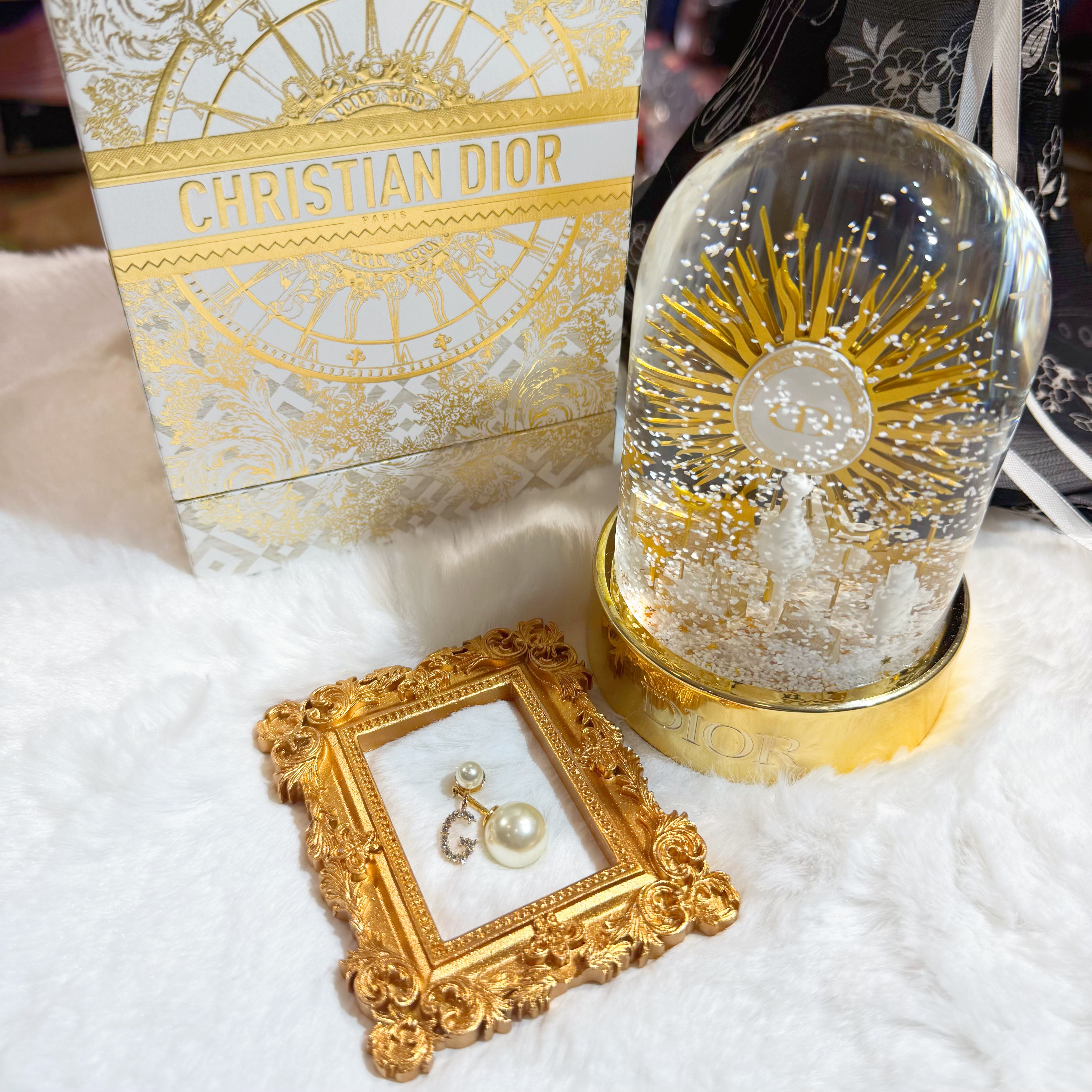 Dior earrings pearl/G