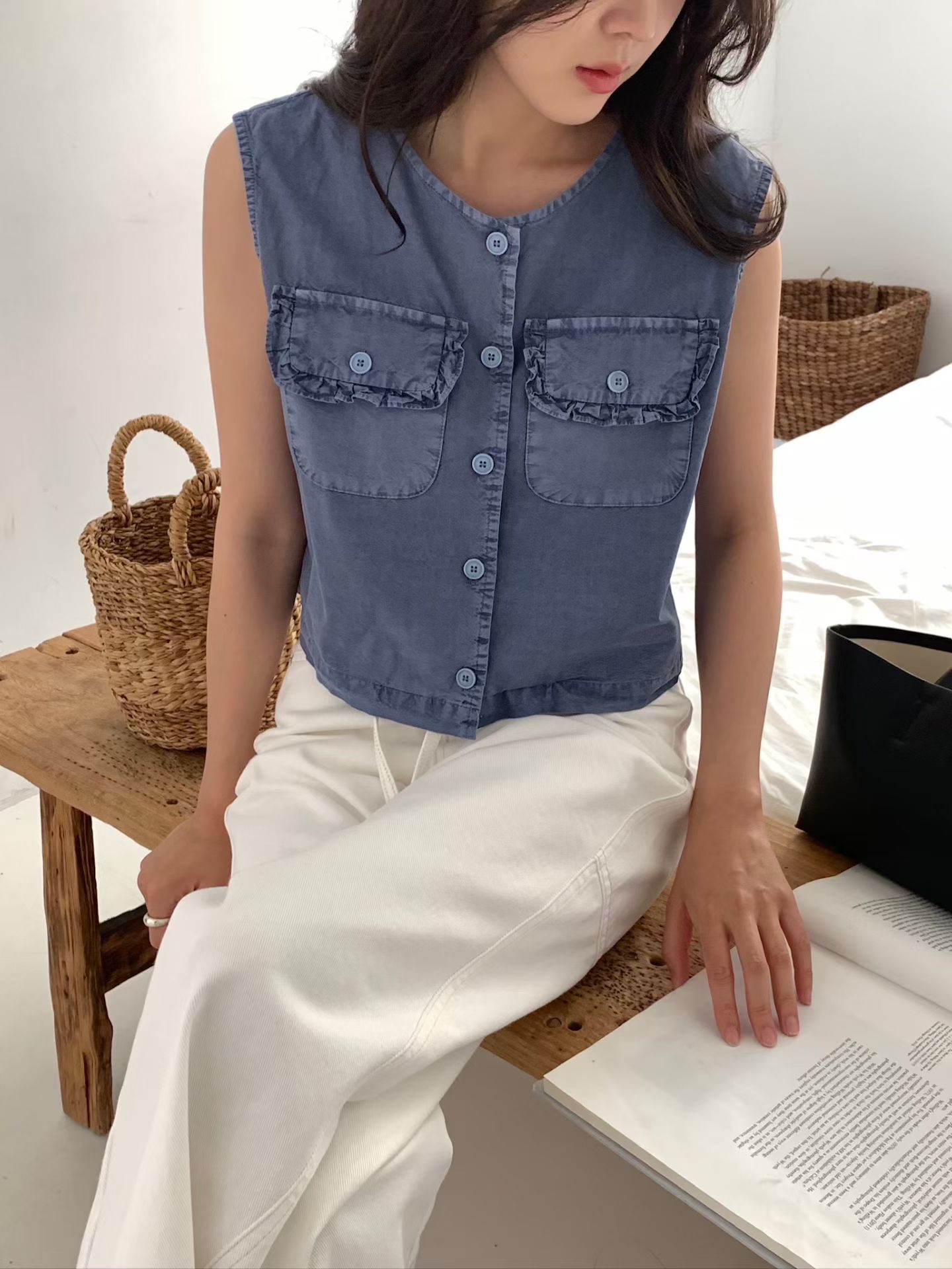221408 Pocket 背心外套