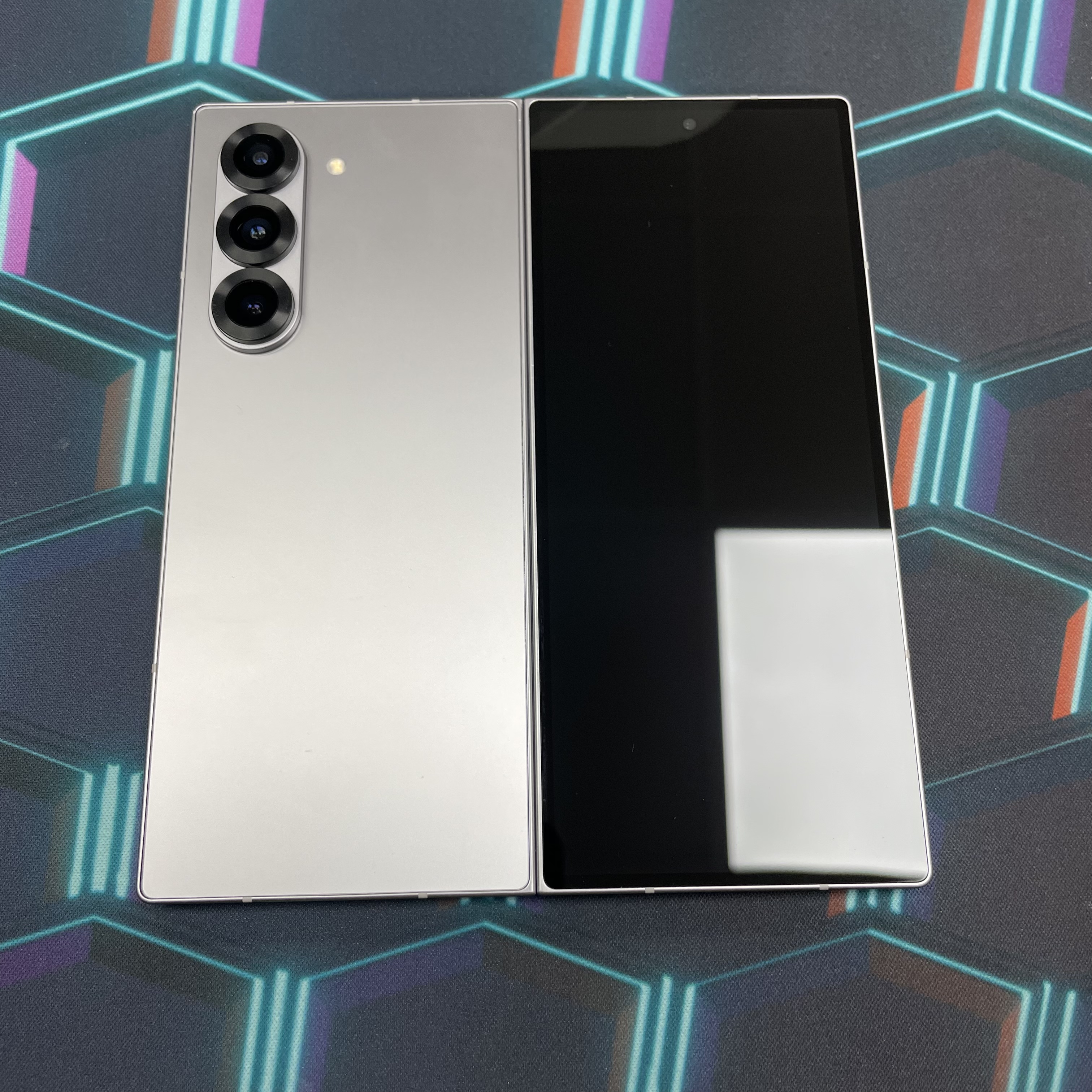 *6048 Galaxy Z Fold 6 勁靚機 12+1Tb 銀色 sliver