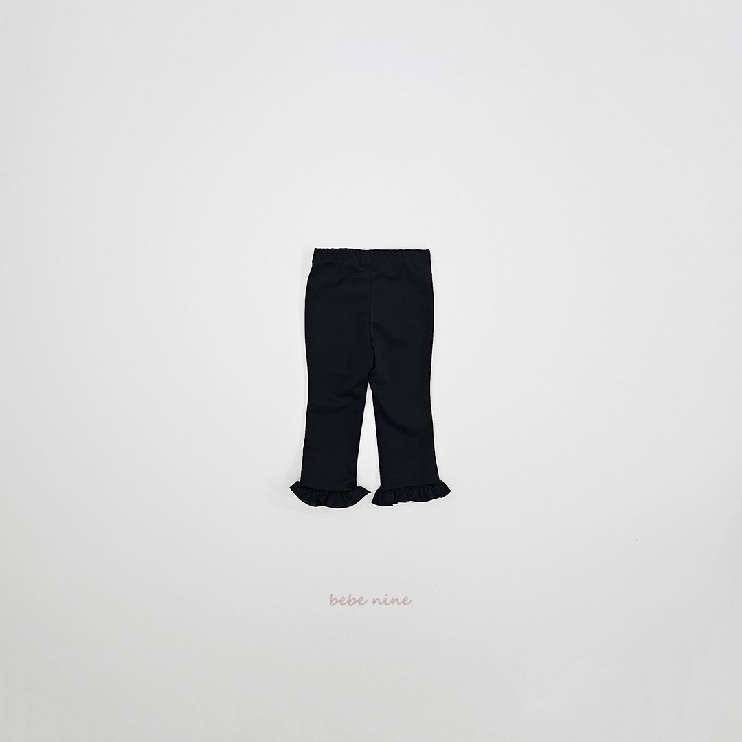 🌸預訂 韓國直送🌸🇰🇷Bebenine兩色時尚荷葉邊緊身褲