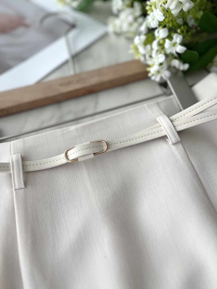 Atelier Belted Skirt (Ivory)
