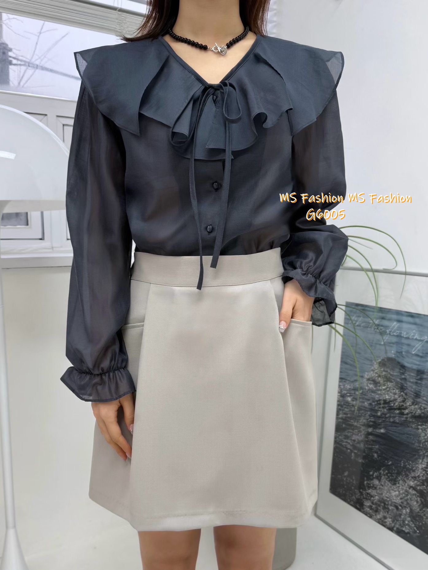 G6005 韓國🇰🇷V領ruffle top