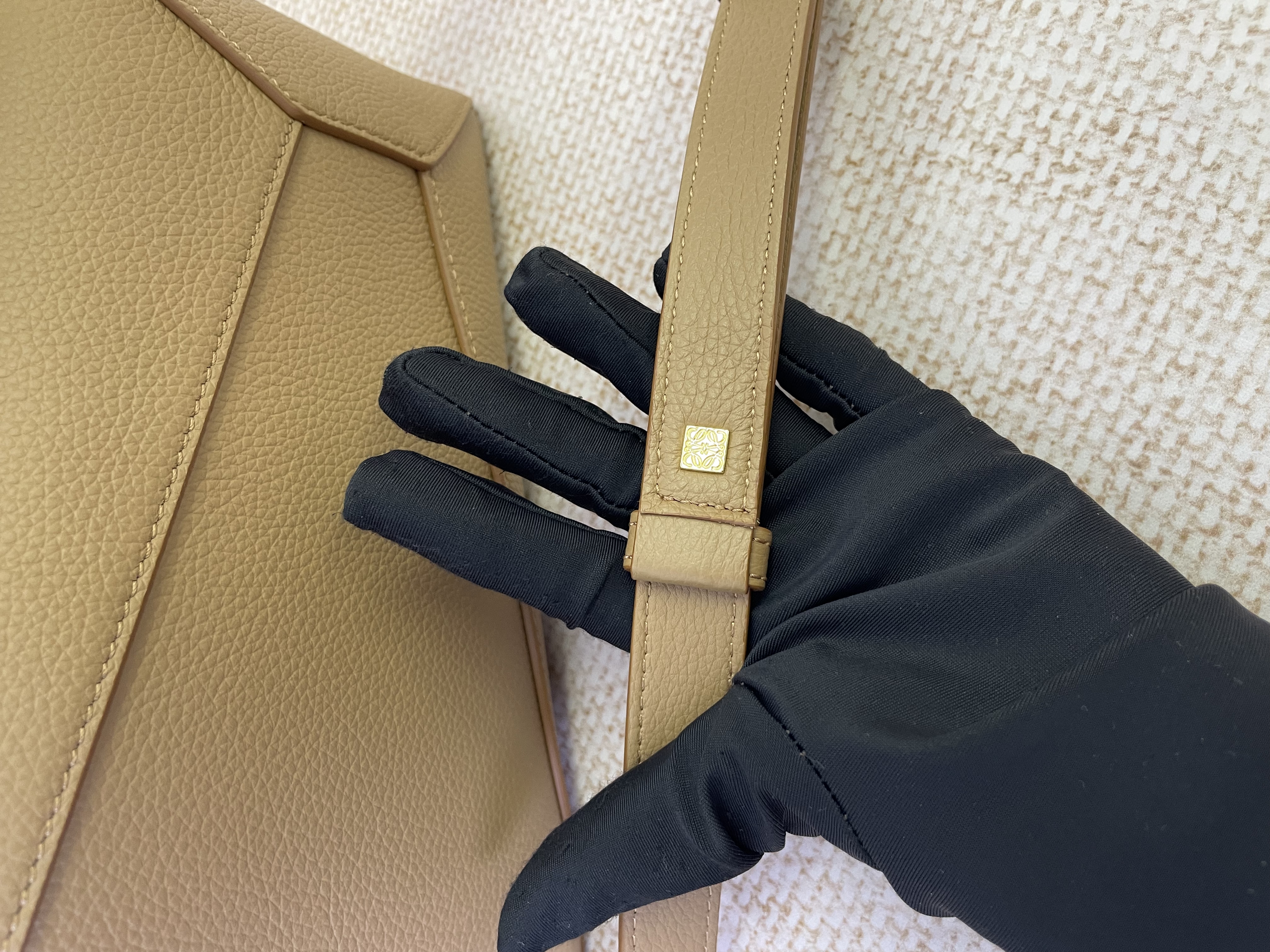 Pre-owned Loewe puzzle edge small (Toffee) / Product Code: 26031006