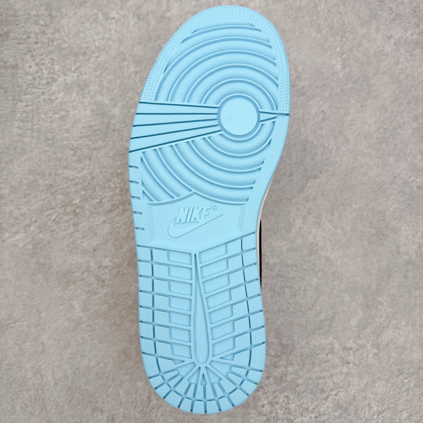 Air Jordan 1 Low 553558-149