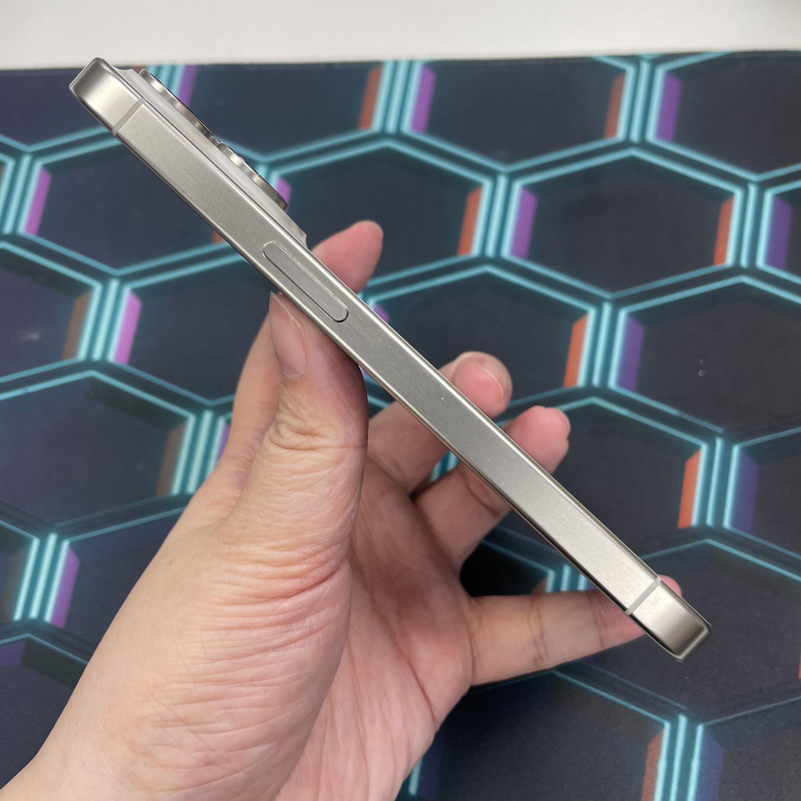 *6413 15 pro 完美機 256GB 電85 白色 white