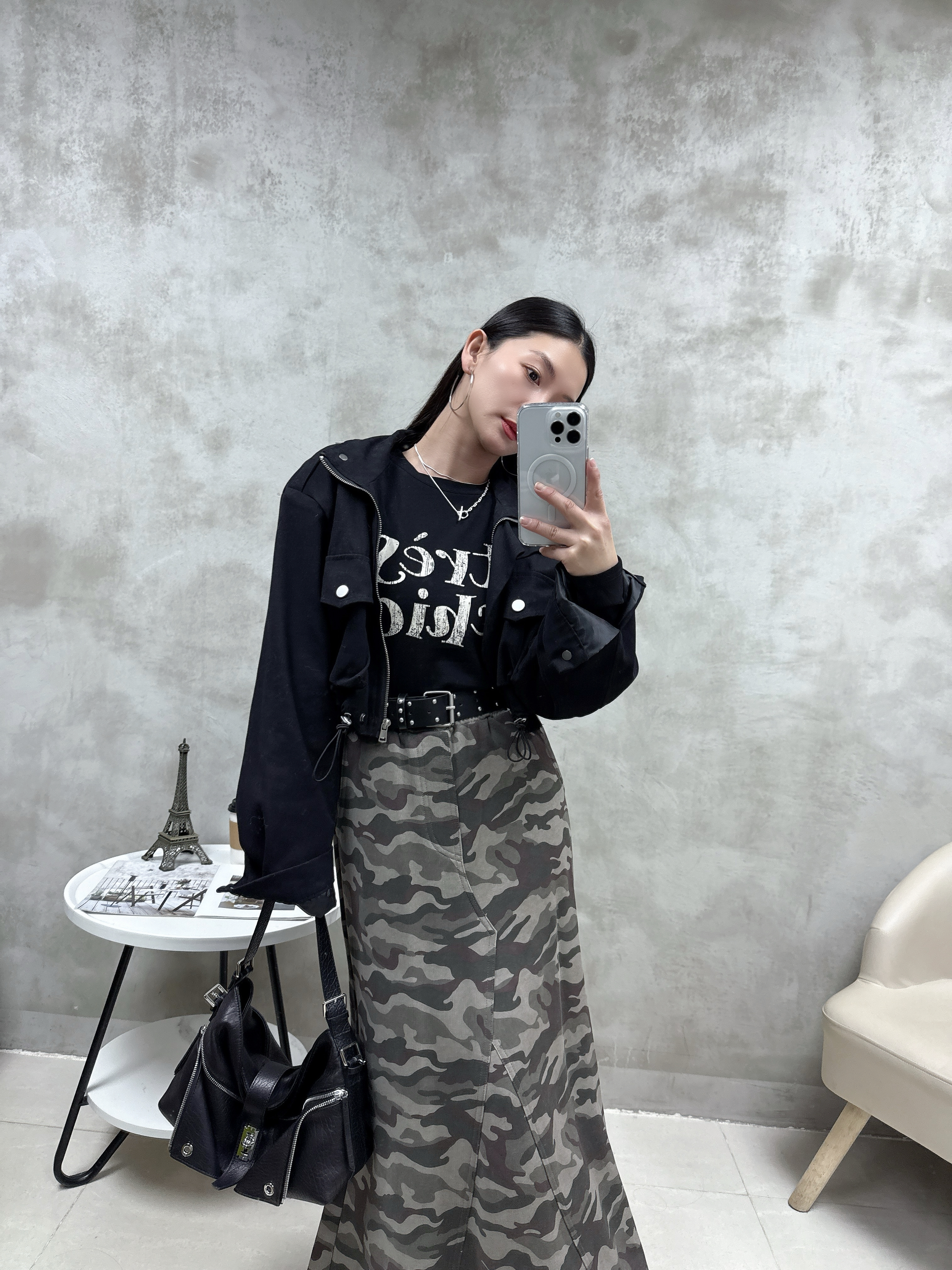  小企領扯布料外套