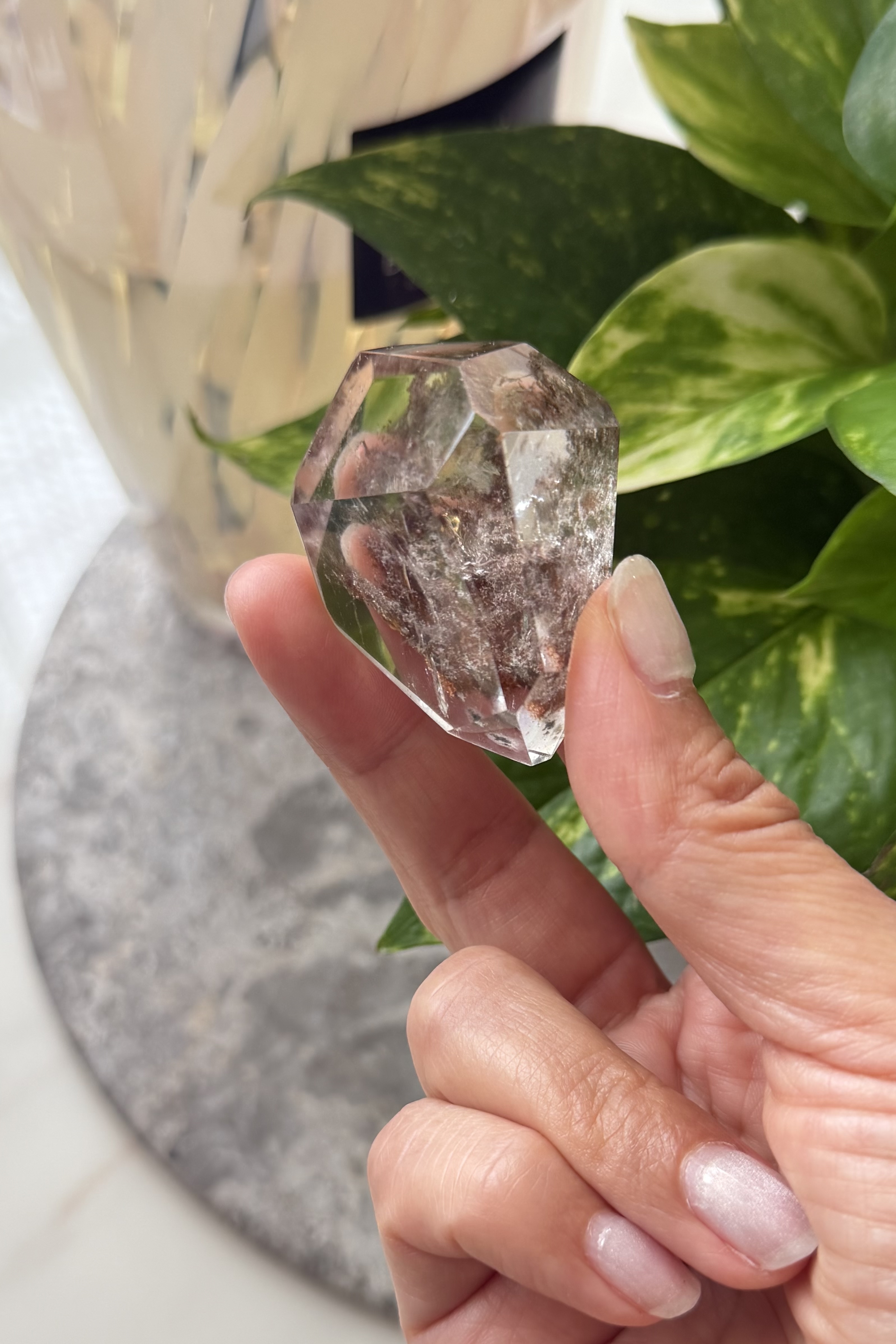  ༒4.8cm白水晶幽靈隨形擺件༒ PQ.1180C5-RB3*22m